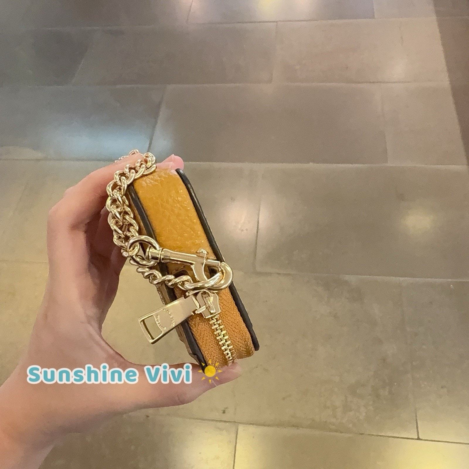 Coach NWT Coach Zip Card Case Leather 6303 Gold/Ochre Size ONE SIZE - 4 Thumbnail