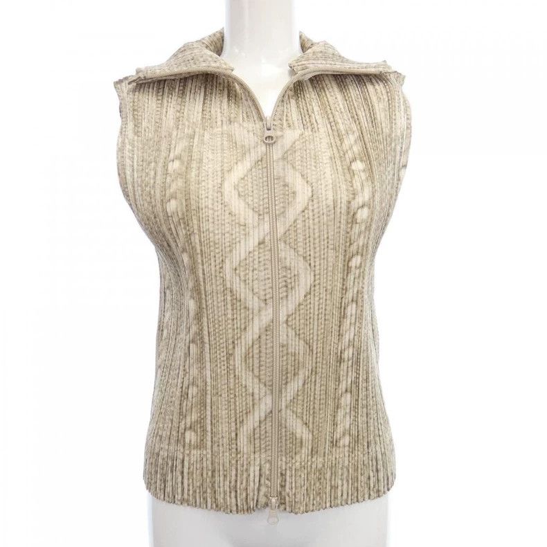 Issey Miyake Issey Miyake Beige twisted pleated vest Size L / US 10 / IT 46 - 1 Thumbnail
