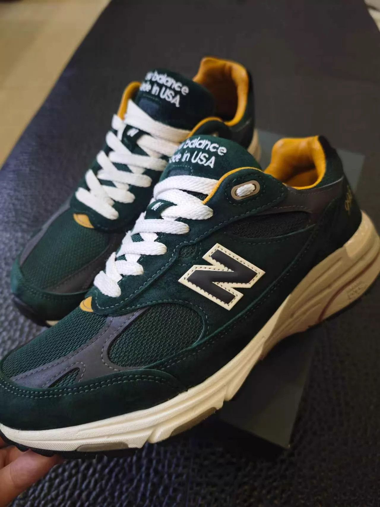 New Balance New Balance × Aime Leon Dore 993ALD Deep Green Unisex Low Top Size US 9 / EU 42 - 2 Thumbnail