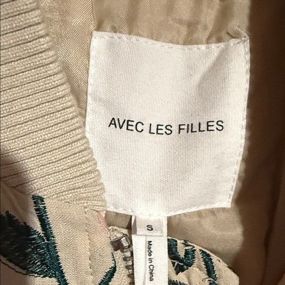 AVEC LES FILLES Avec Les Filles Pastel Floral Bomber Jacket Women's NWT SM Size S / US 4 / IT 40 - 4 Thumbnail