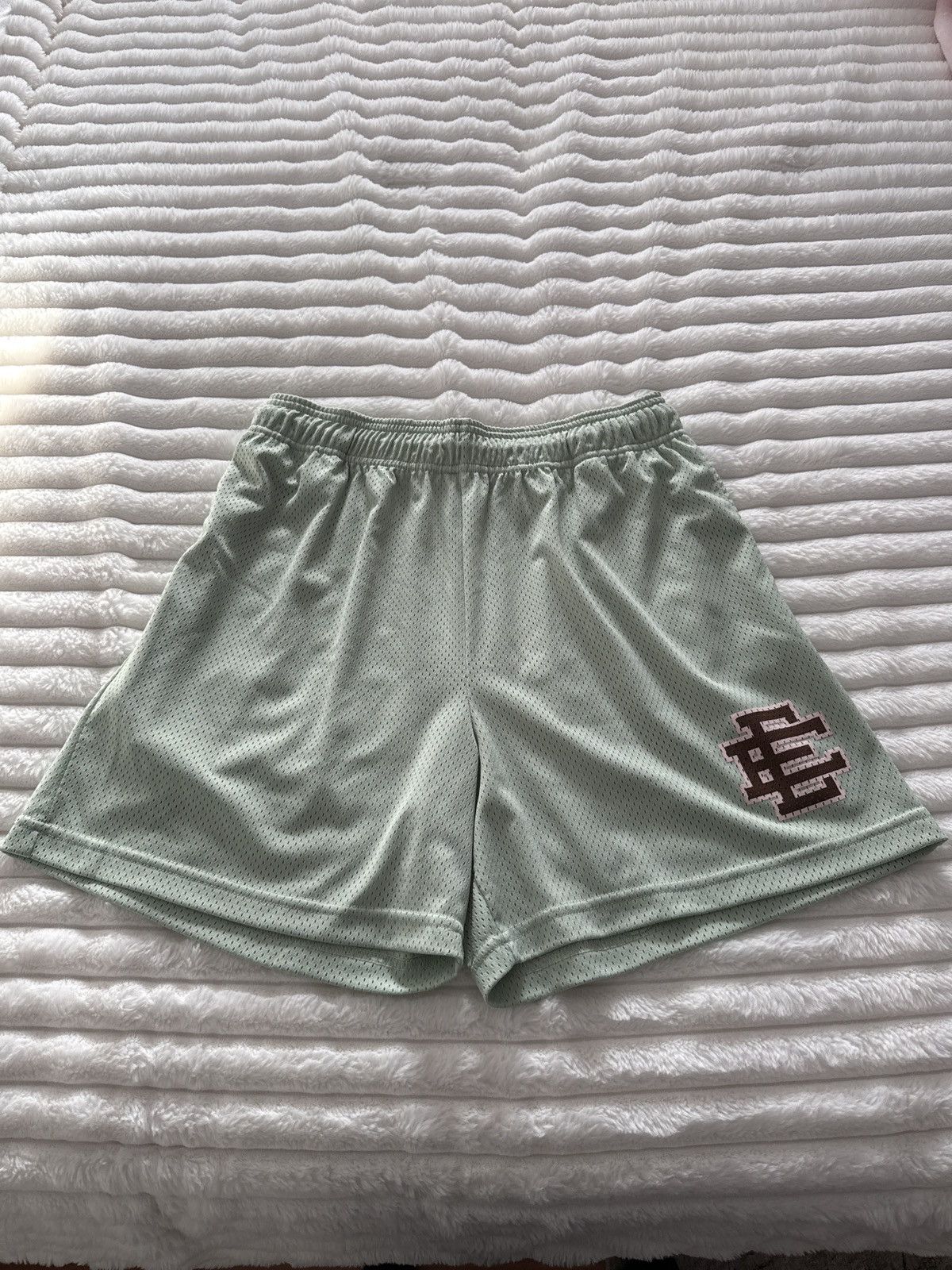 Eric Emanuel Eric Emmanuel Mint shorts size XL Size US 36 / EU 52 - 1 Thumbnail