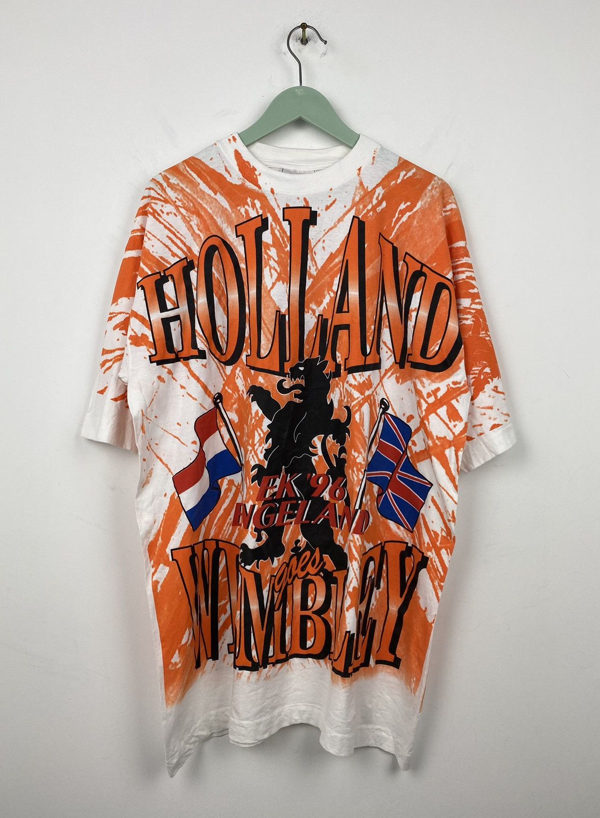 Vintage Vintage Holland Wembley 1996 Soccer Jersey England Y2K Size US XL / EU 56 / 4 - 1 Thumbnail