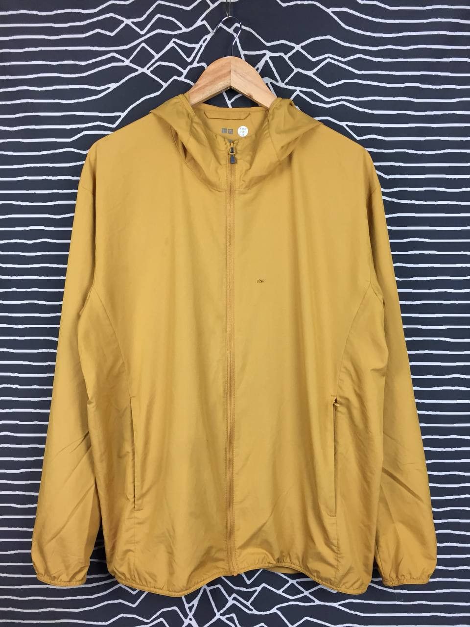Uniqlo Uniqlo Mustard Yellow Pocketable UV Protection Parka Size US XL / EU 56 / 4 - 1 Thumbnail