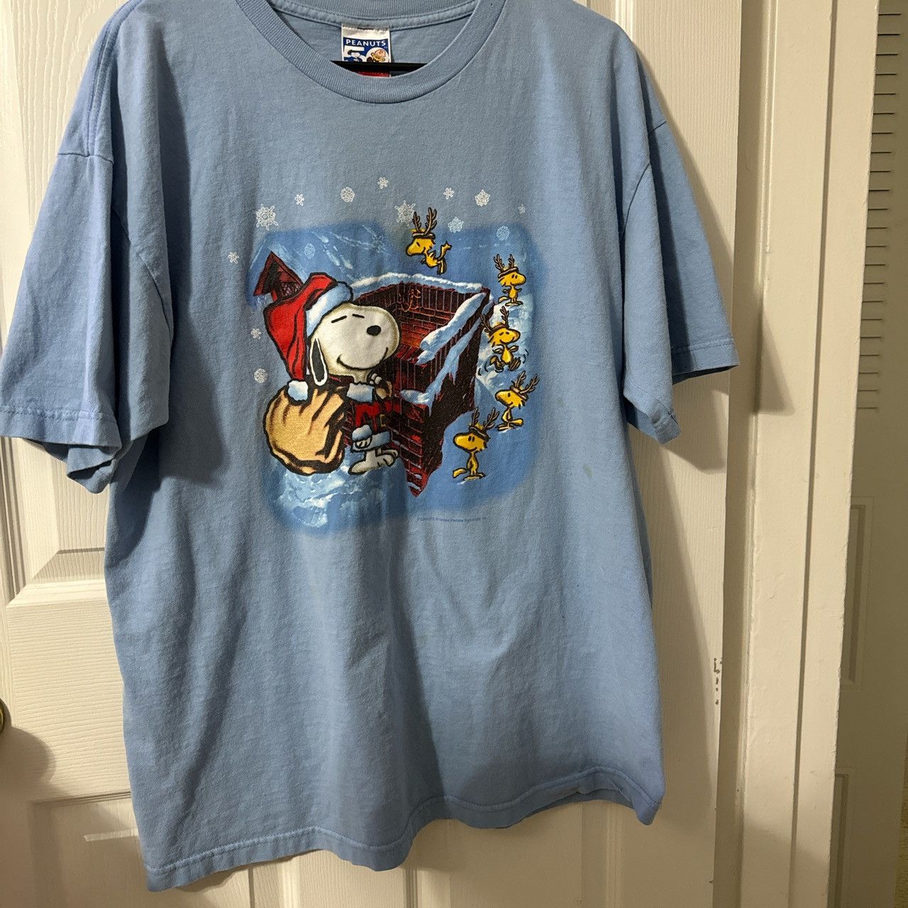 Peanuts × Vintage Vintage Peanuts Snoopy Christmas Santa and Reindeer Tee Size US XL / EU 56 / 4 - 1 Thumbnail