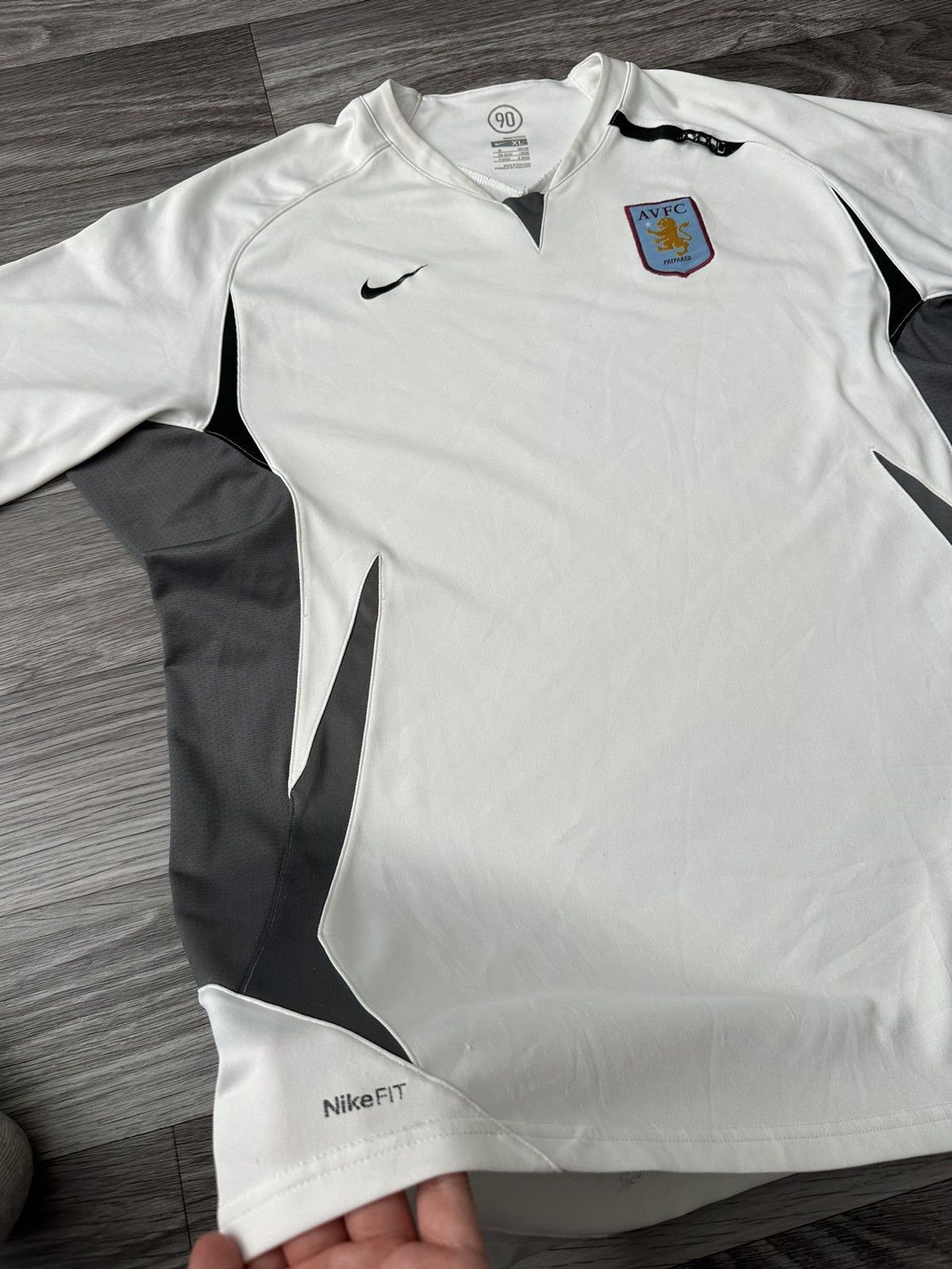 Nike Nike Aston Villa Vintage Training Jersey 2007/2008 hype Size US XL / EU 56 / 4 - 4 Thumbnail