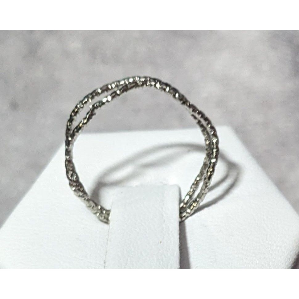 Other Minimalist Silver Tone Textured Zigzag Rings Set Of 2 Size 5 Size ONE SIZE - 6 Thumbnail