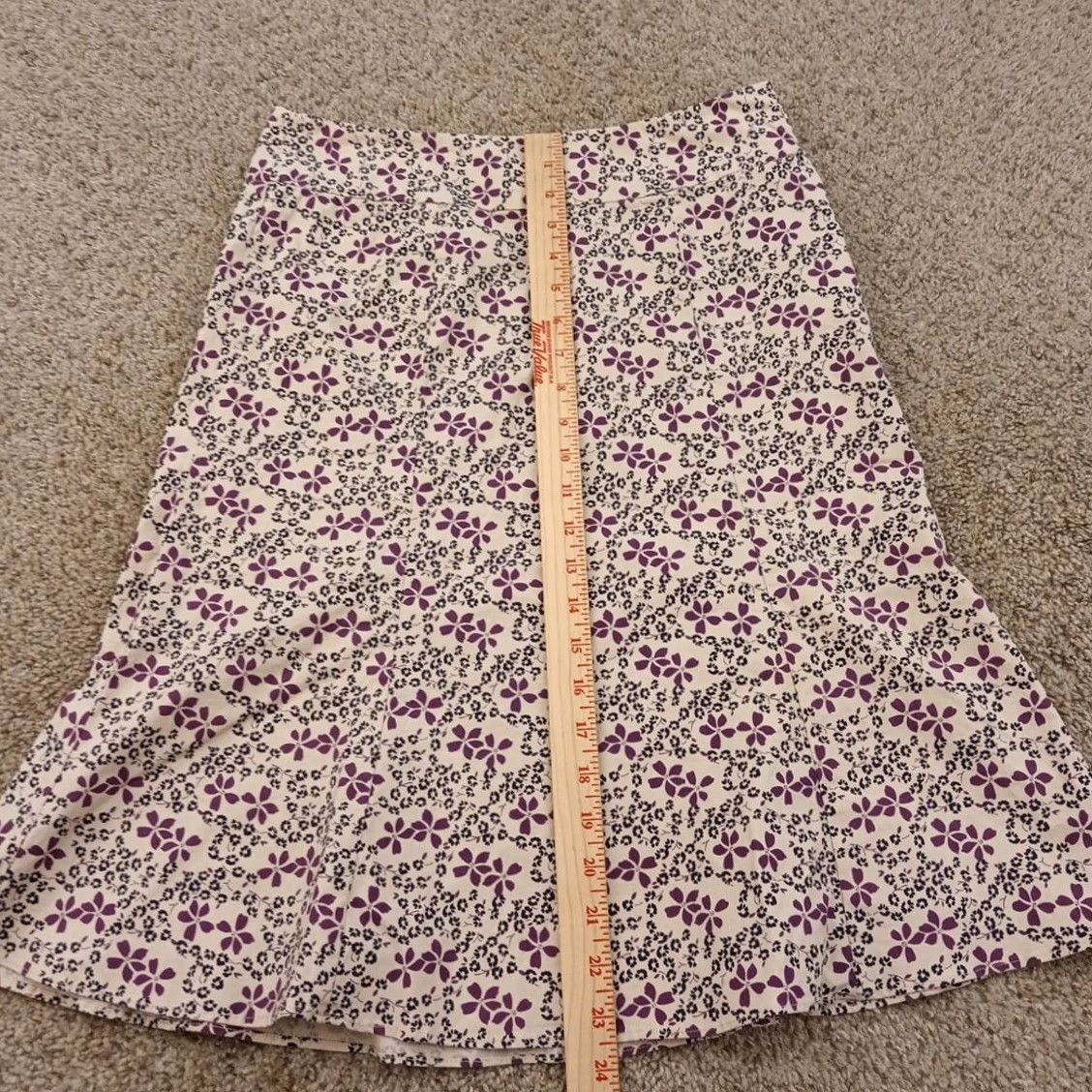 Gap Gap Skirt Women Regular Size 6 Purple Floral Trumpet Knee Length Cotton Blend Stretch Zip = 6? Size 28" / US 6 / IT 42 - 4 Thumbnail