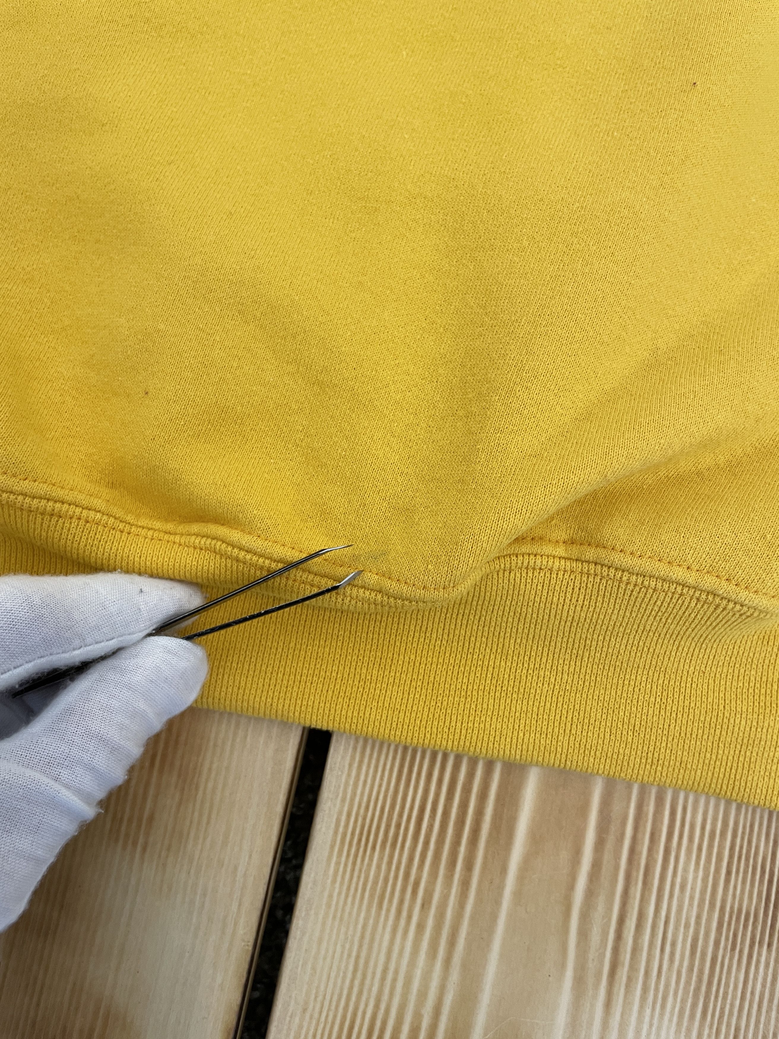 Russell Athletic Y2K Russell Athletic Blank Yellow Sweatshirt Size US XXL / EU 58 / 5 - 13 Thumbnail