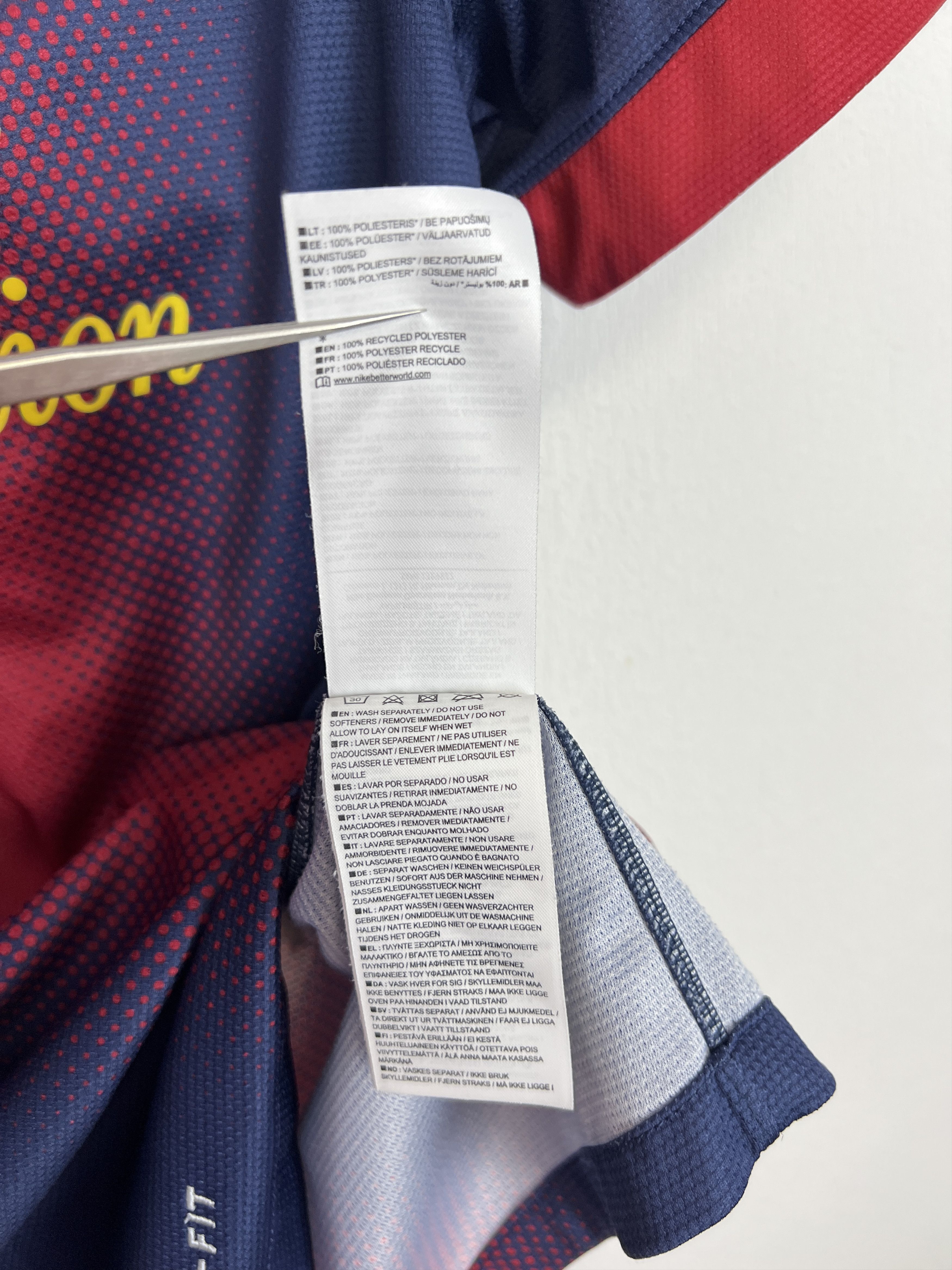 Nike Barcelona football shirt 2012 Soccer #10 Messi Tee Hype Size US S / EU 44-46 / 1 - 12 Thumbnail