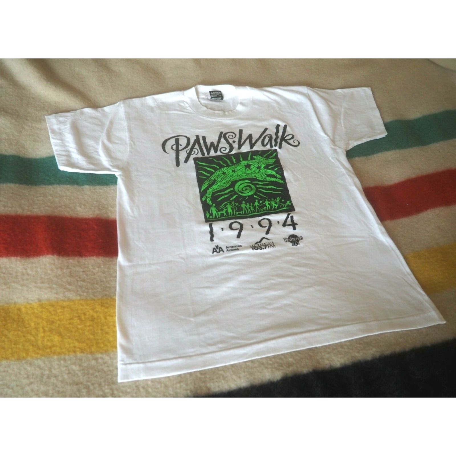 Fruit Of The Loom VTG 90s Fruit of the Loom PAWS WALK 1994 Pedigree White Graphic Tee T-Shirt L EUC Unisex Short Sleeve Cotton Shirt Boys/Girls? Size US L / EU 52-54 / 3 - 3 Thumbnail