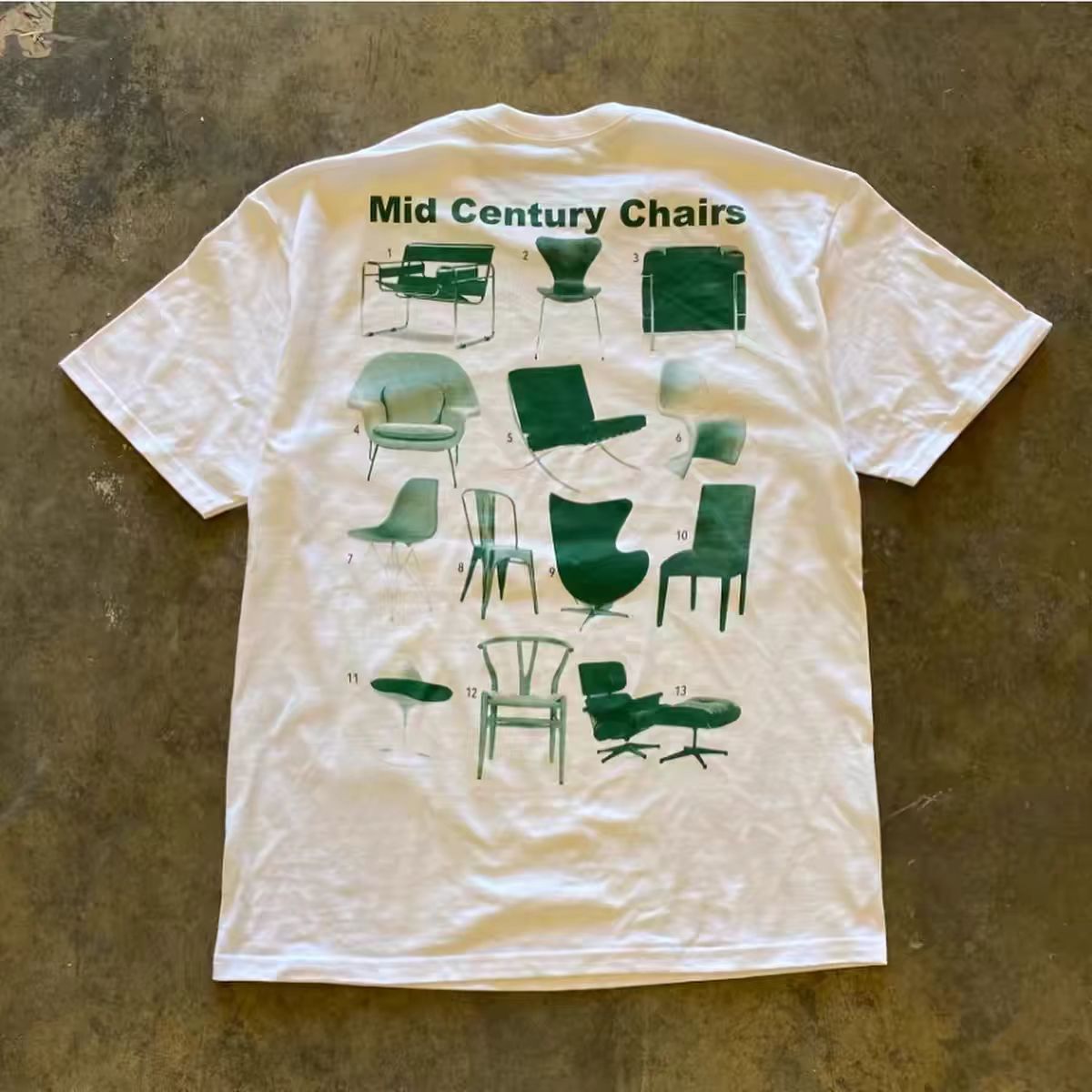 Vintage White casual retro chair print t-shirt Size US M / EU 48-50 / 2 - 1 Thumbnail