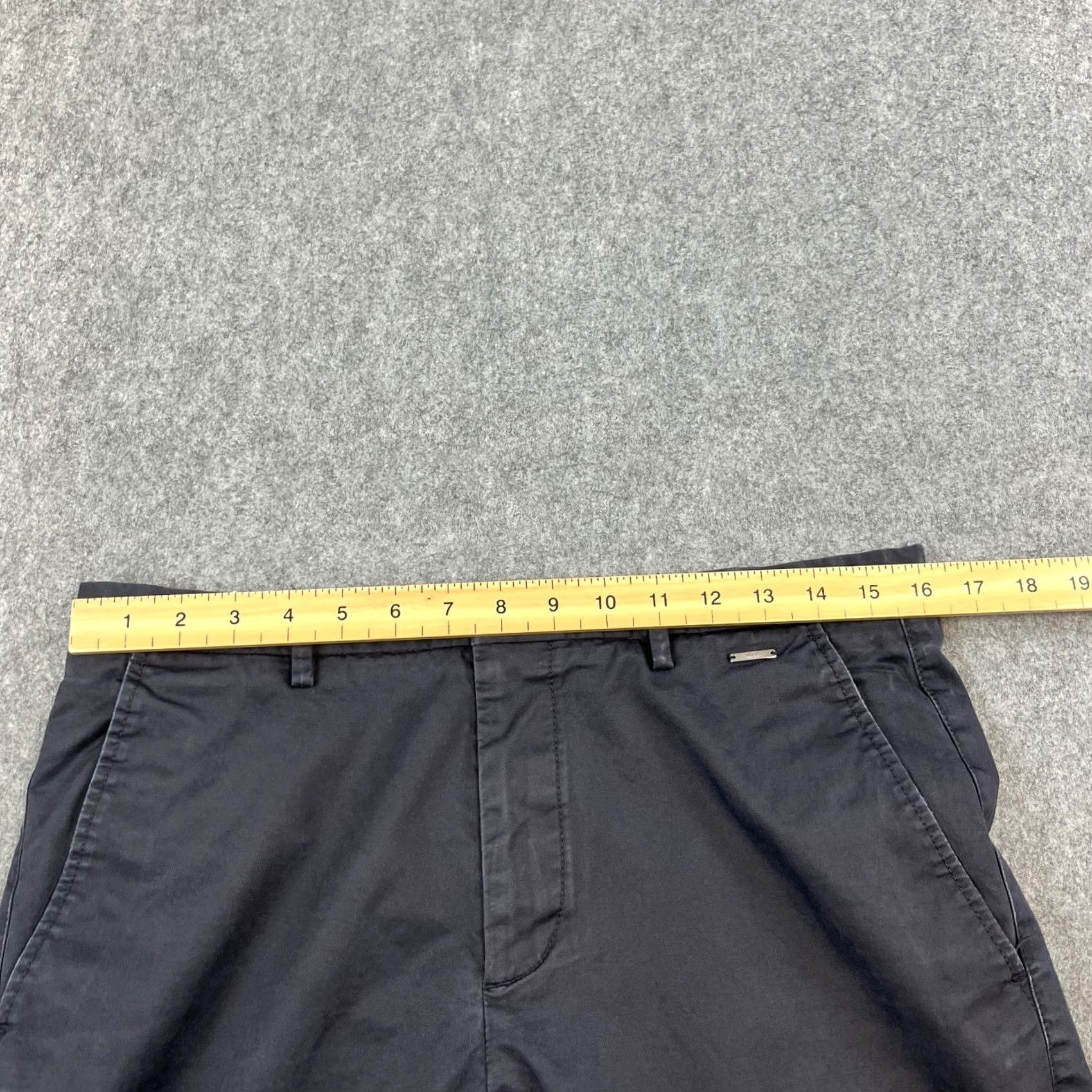 Hugo Boss Hugo Boss Chino Trousers Pants Slim Tapered 32 32 Navy Blue Stretch Preppy Mens Trousers Boys? Size US 32 / EU 48 - 6 Thumbnail