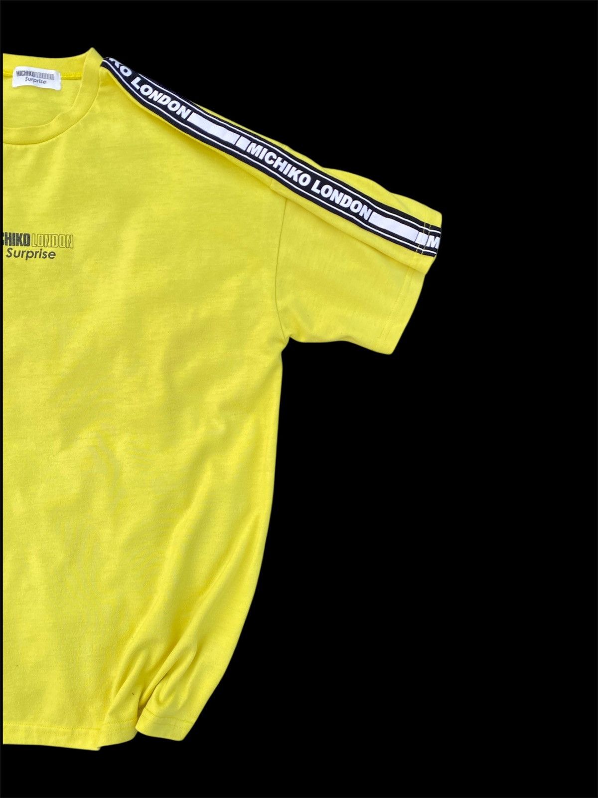 Japanese Brand × Michiko Koshino London Michiko London Koshino Center Logo Side Tape Tee Size US M / EU 48-50 / 2 - 3 Thumbnail