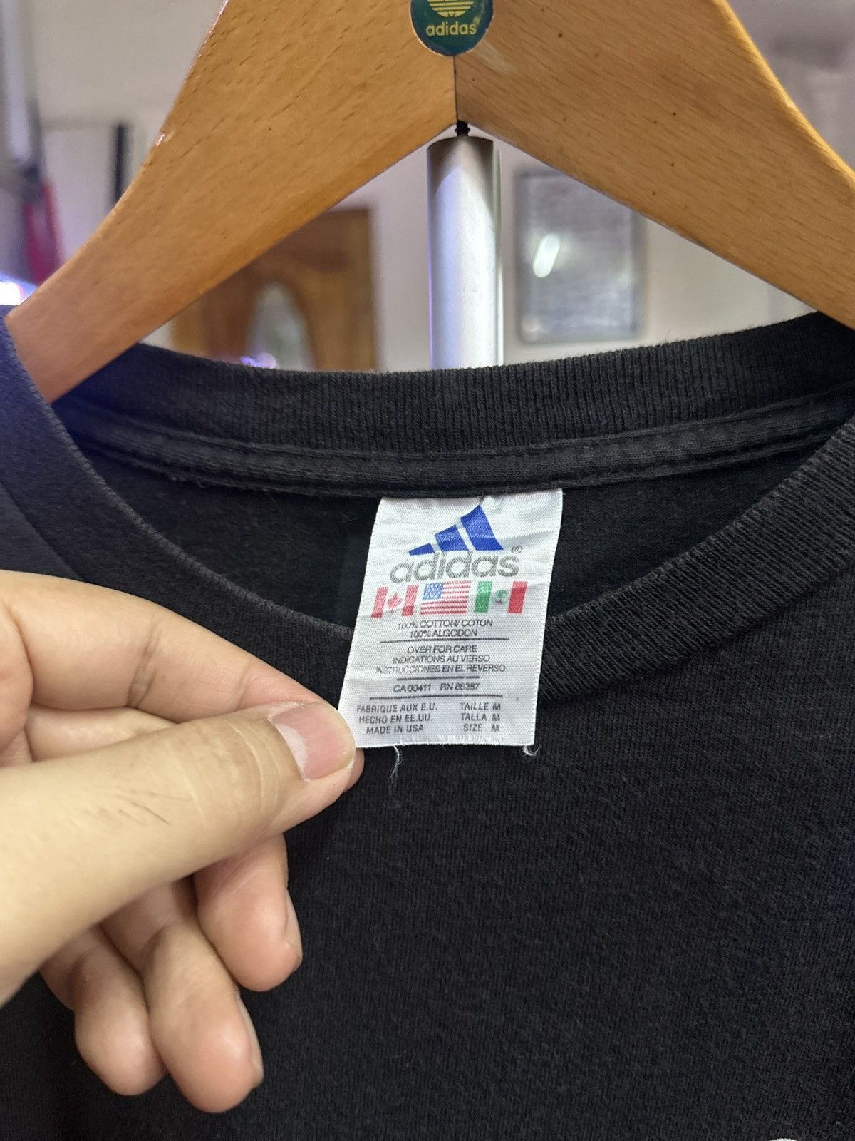 Adidas Vintage adidas tshirt Size US M / EU 48-50 / 2 - 2 Thumbnail