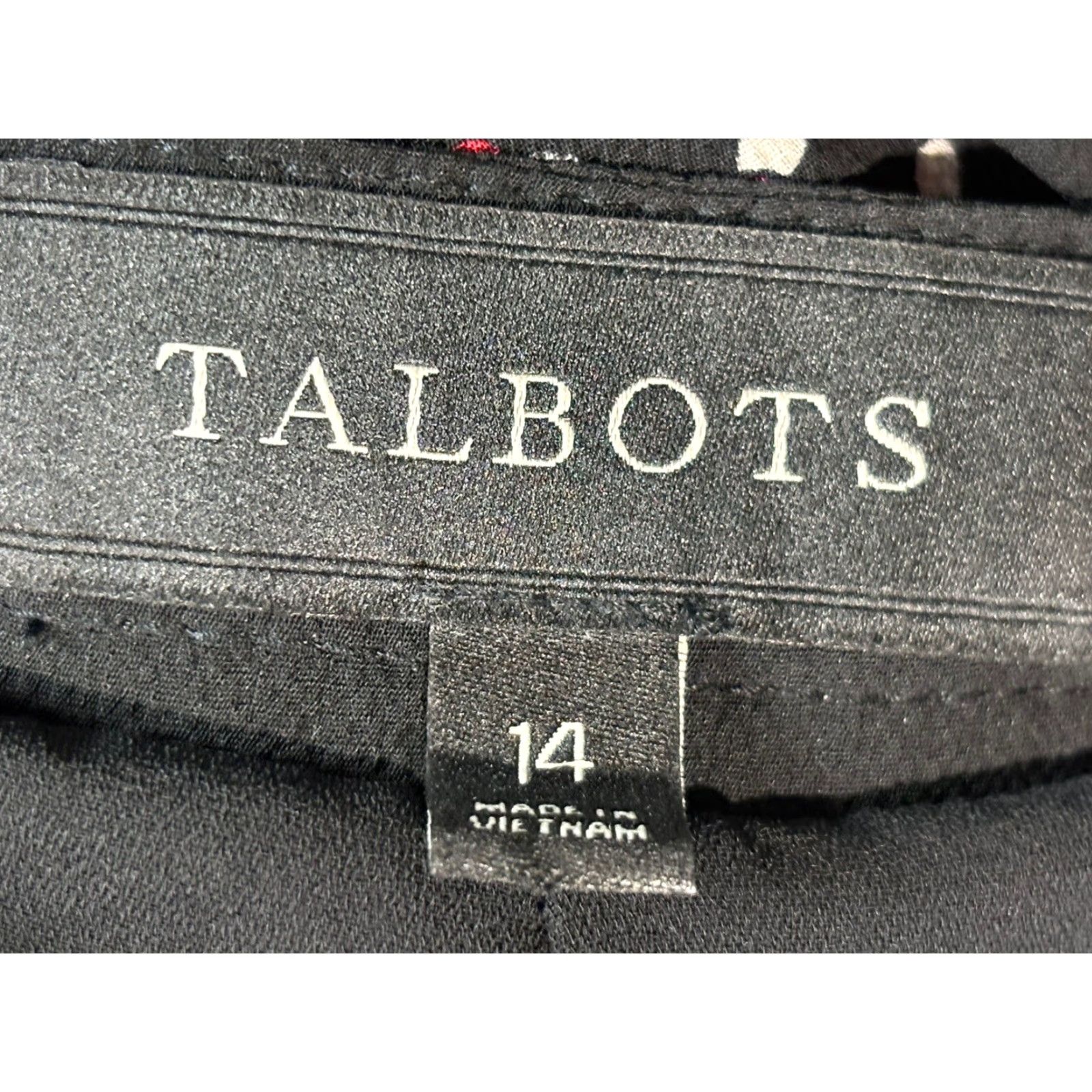 Talbots Talbots Pleated Flowy Skirt 14 Size Knee Length Black White Red Multicolor VGUC Regular Zip Polyester Blend Women Skirt Knee Length Pleated Size 36" / US 14 / IT 50 - 6 Thumbnail
