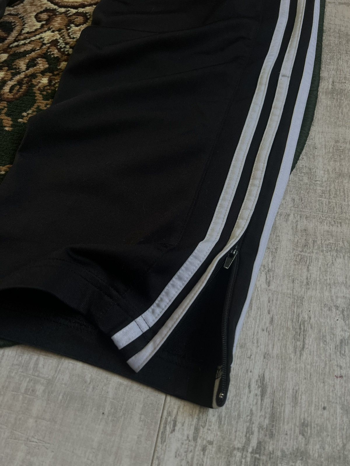 Adidas Vintage Adidas 00’s Baggy Sweatpants Y2K Black RARE Size US 31 - 4 Thumbnail