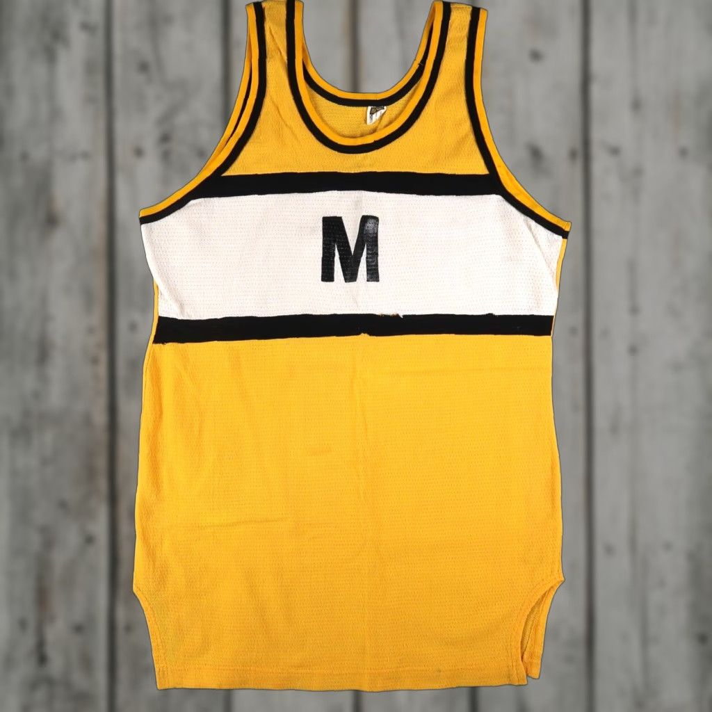 Vintage VINTAGE Russell Basketball Jersey 60s Yellow Large L Mens Tank Shirt Nylon Jersey Sleeveless Pullover Round Neck Activewear Size US L / EU 52-54 / 3 - 1 Thumbnail