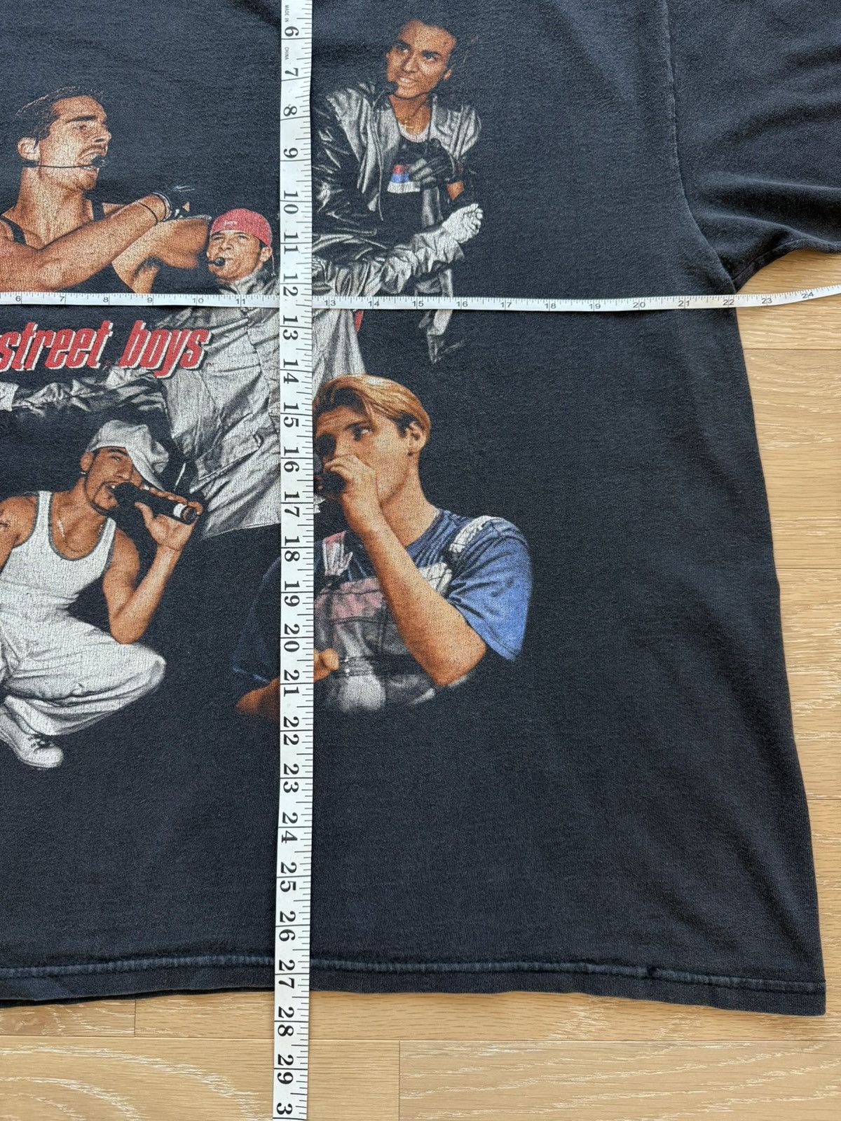 Vintage Vintage Backstreet Boys Backstreet’s Back ‘98 Tour Size US L / EU 52-54 / 3 - 8 Thumbnail