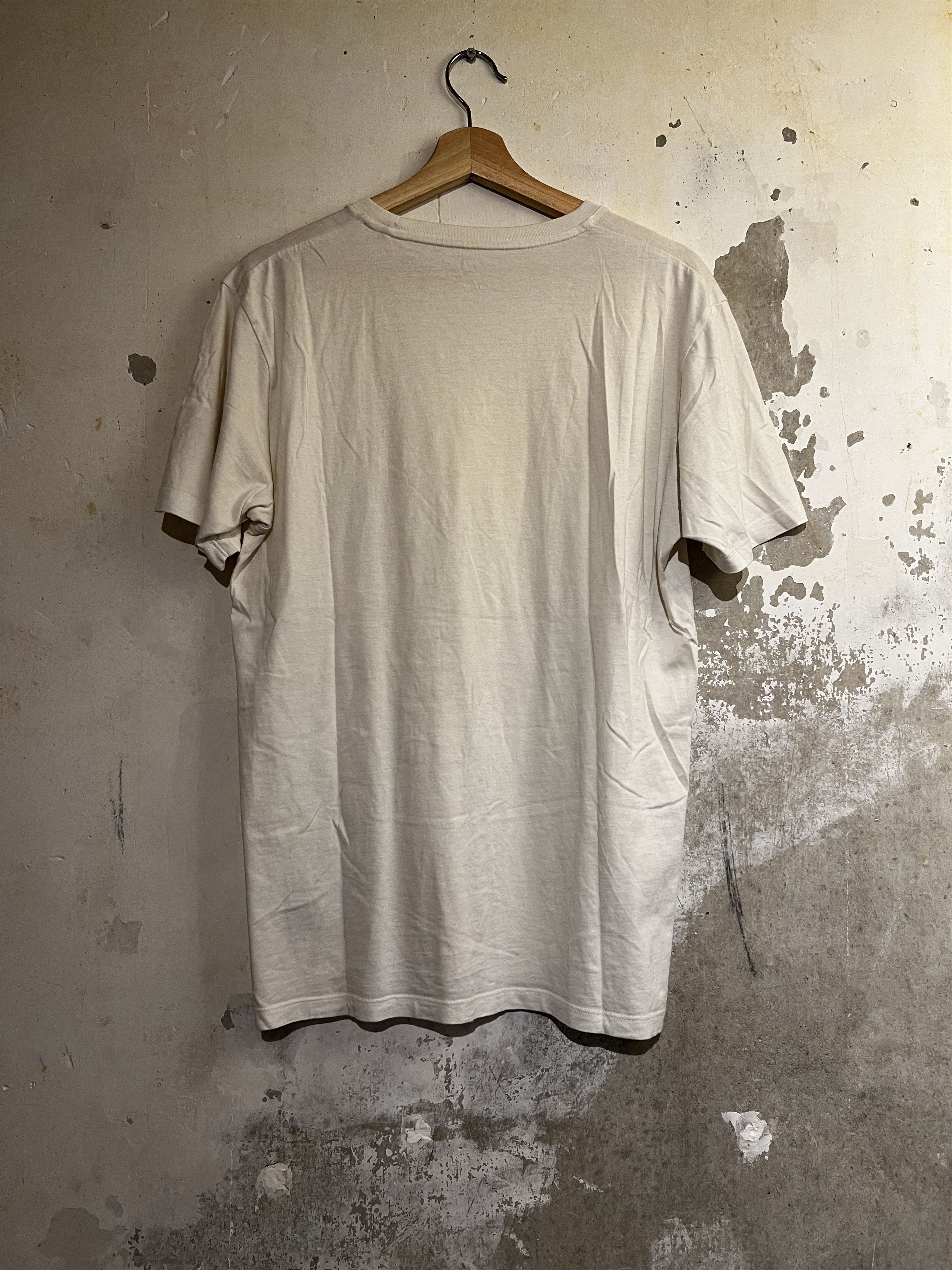 Uniqlo Uniqlo White Blank T-Shirt Size US M / EU 48-50 / 2 - 2 Thumbnail