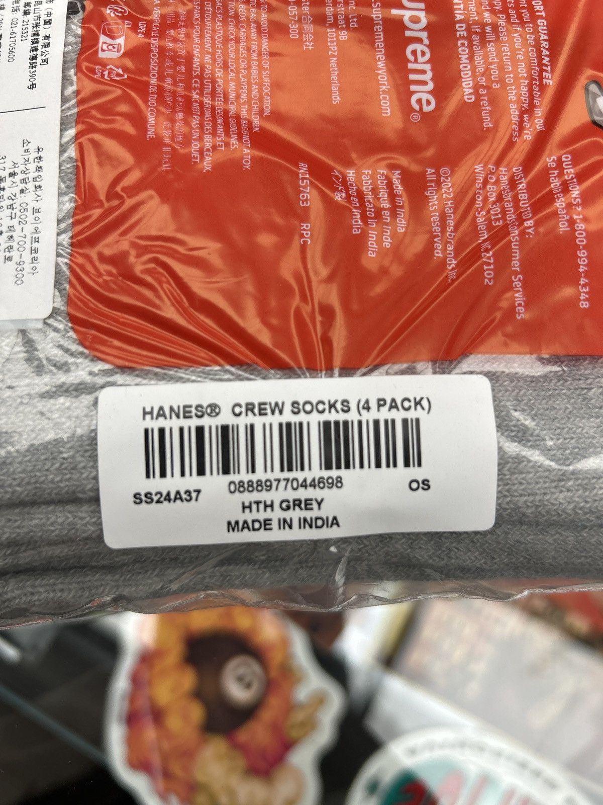 Hanes × Supreme Supreme x Hanes socks Size ONE SIZE - 3 Thumbnail