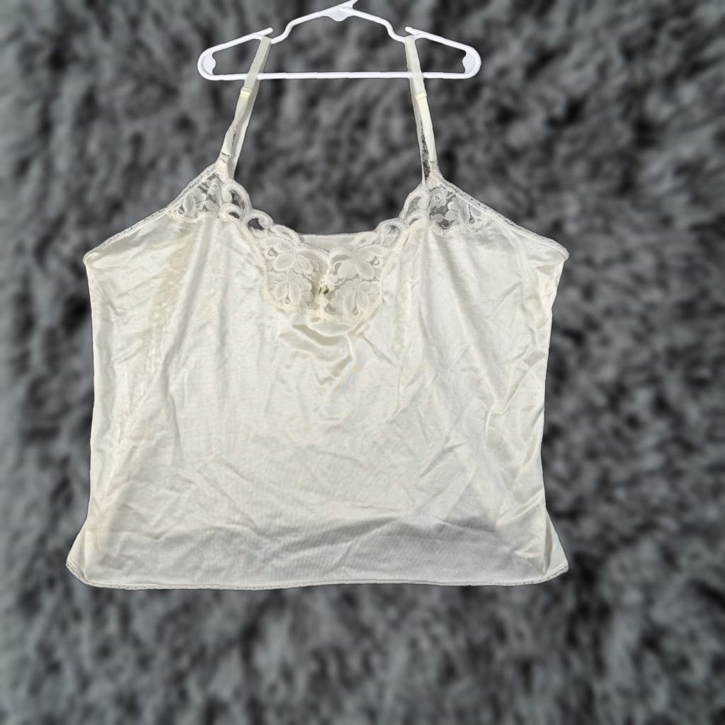 Vintage VINTAGE Camisole Tank Top M White Coquette Lace Dainty Feminine Fairycore 80s 90s Tank Women Sleeveless Pullover Size M / US 6-8 / IT 42-44 - 1 Thumbnail
