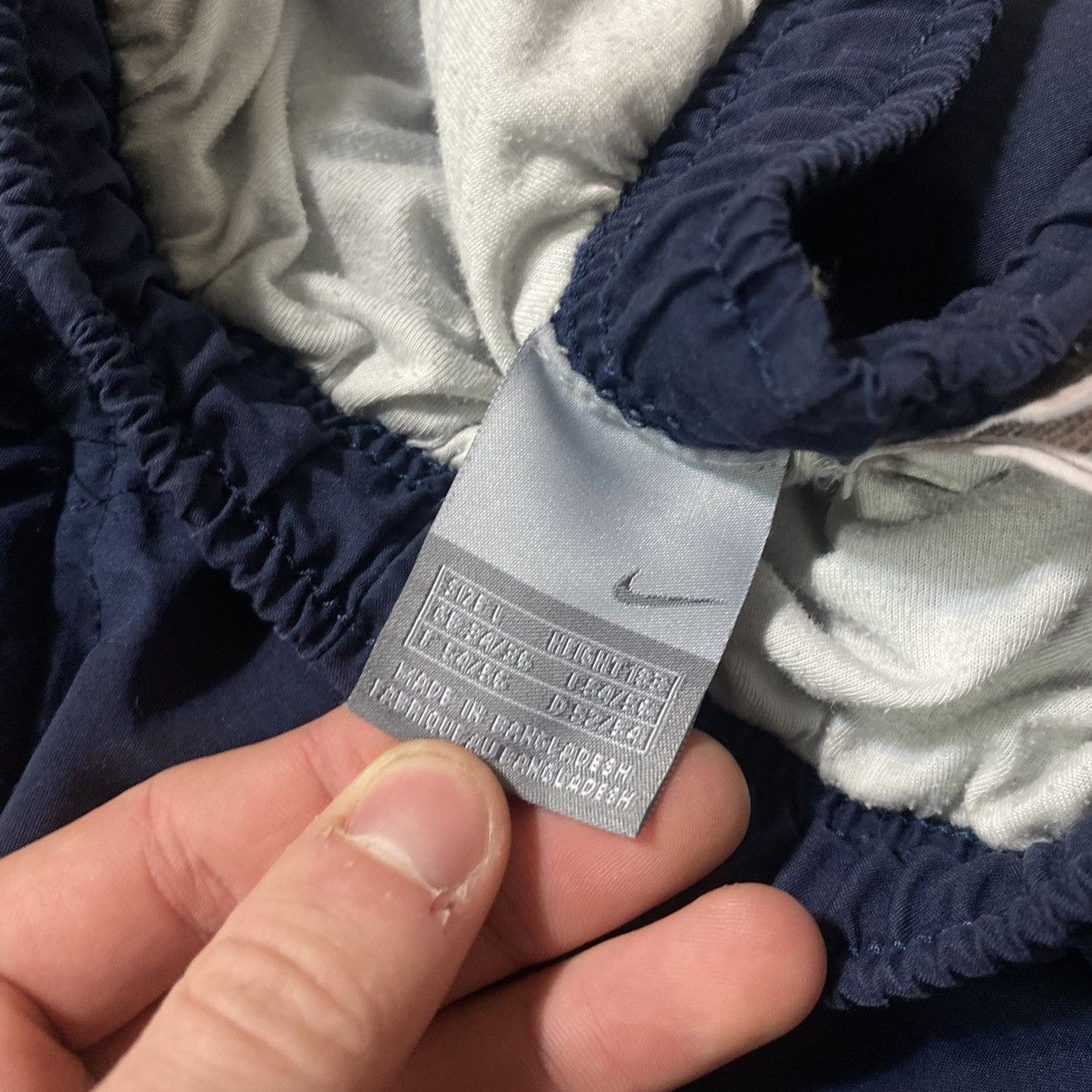 Nike Vintage nike track pants y2k sweatpants Size US 34 / EU 50 - 6 Thumbnail