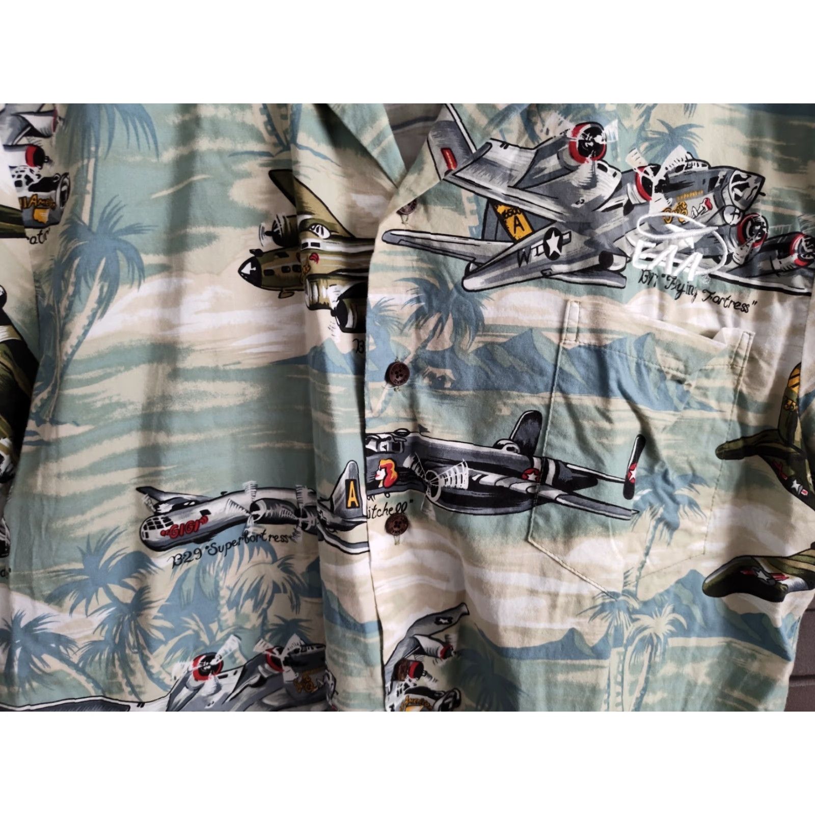 Vintage VINTAGE Kalaheo Men's L Hawaiian WWII Bomber Airplane Print Short Sleeve Button-Up Shirt Made in USA Size US L / EU 52-54 / 3 - 3 Thumbnail