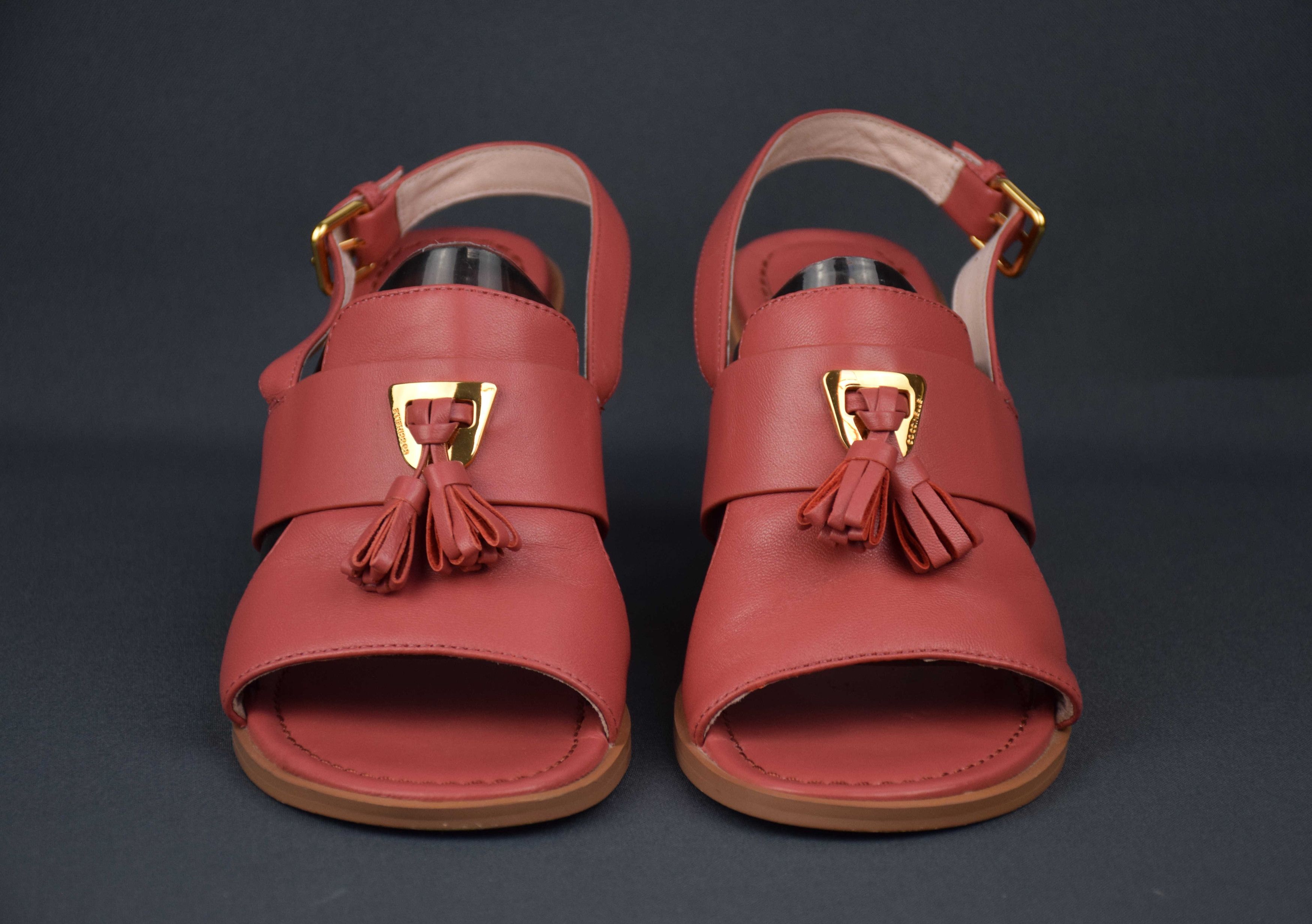 Other Coccinelle Beat Selleria Sandals Leather US 8 UK 7 EU 40 Size US 8 / IT 38 - 3 Thumbnail