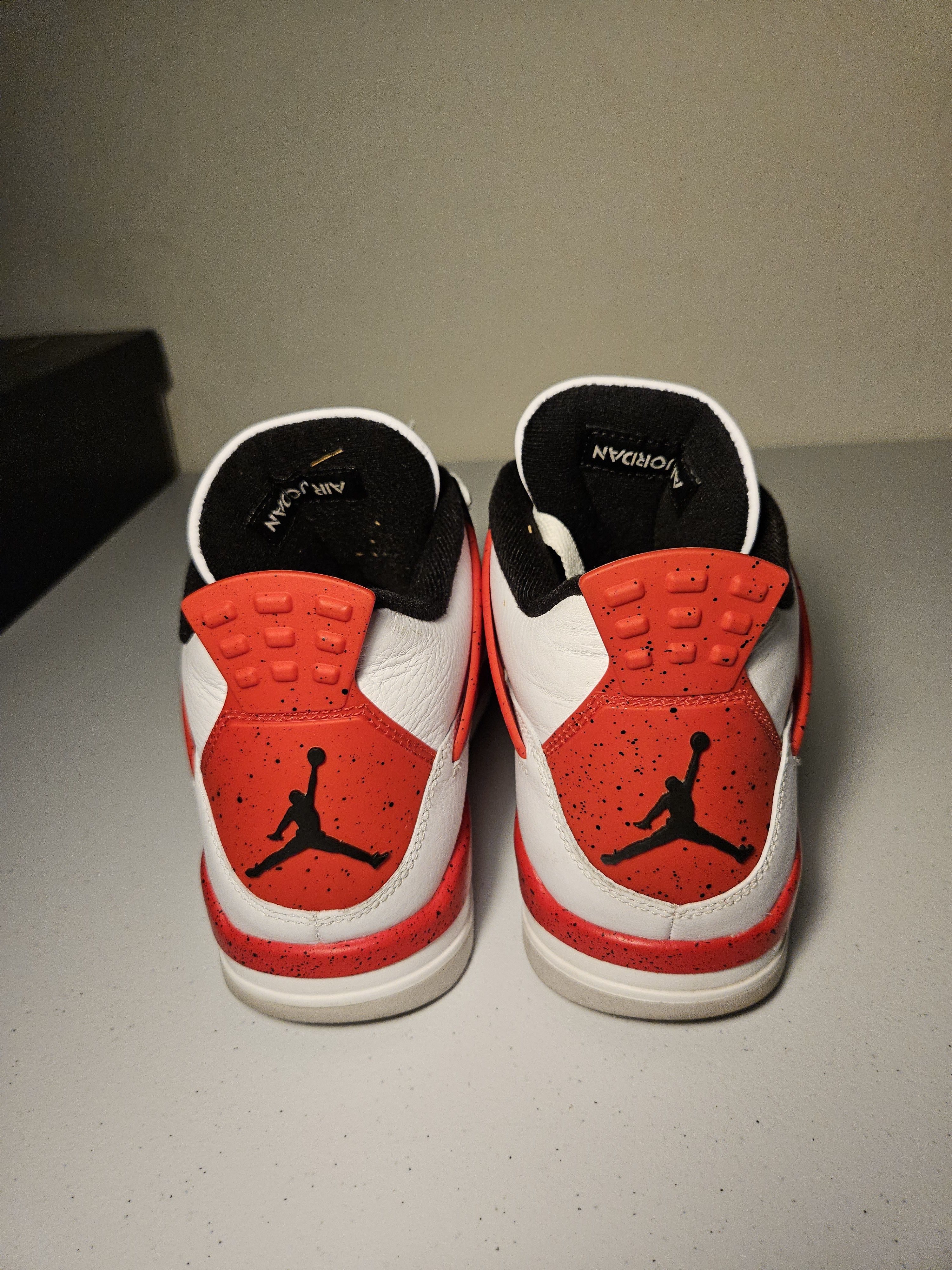 Jordan Brand Size 9 - Red Cement Jordan 4's Size US 9 / EU 42 - 5 Thumbnail