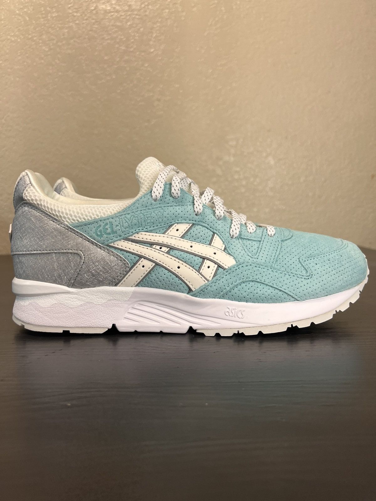 Asics × Diamond Supply Co. × Ronnie Fieg Asics Gel-Lyte V x Diamond Supply x Kith x Ronnie Fieg 9.5 Size US 9.5 / EU 42-43 - 9 Thumbnail