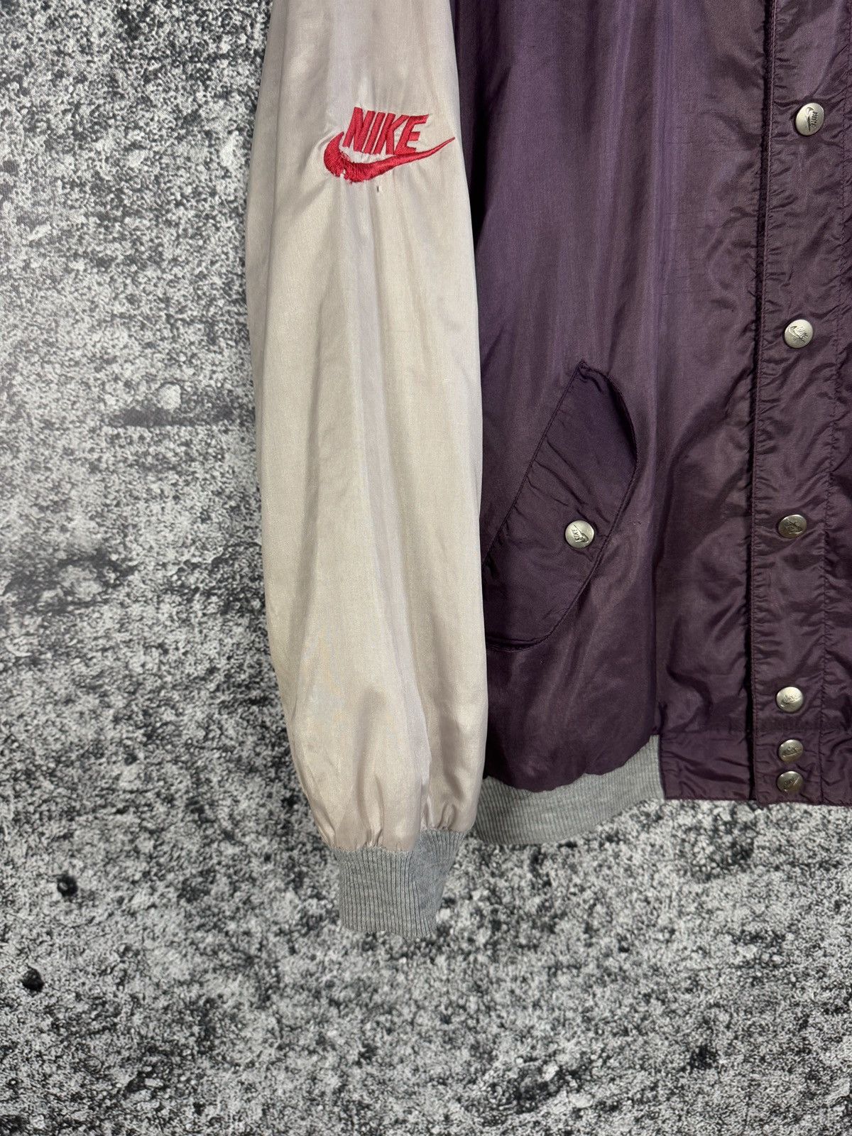Nike Rare Nike Vintage 90s Bomber Jacket USA Logo Retro Size L Size US L / EU 52-54 / 3 - 4 Thumbnail