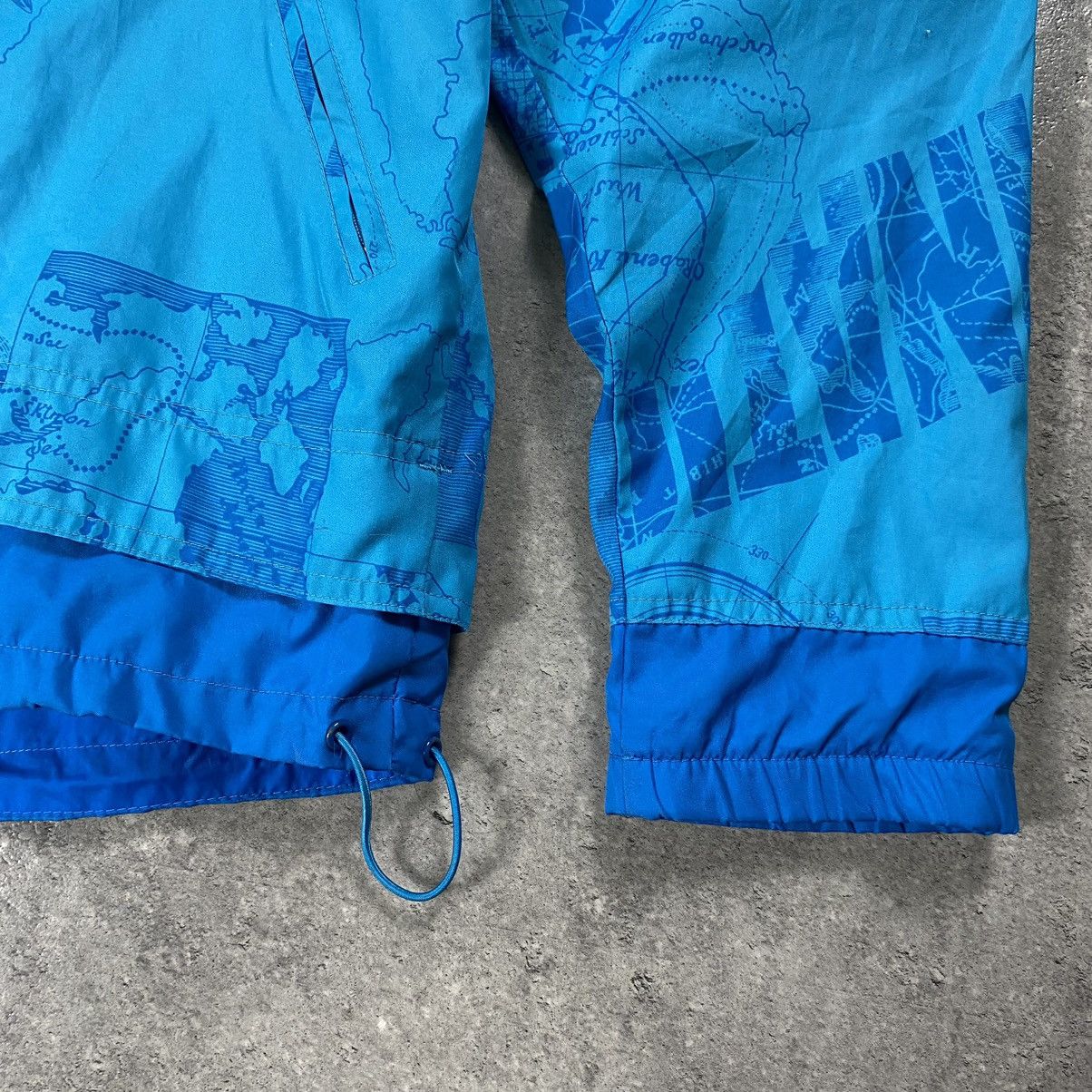 Nike × Vintage Nike International Rare Atlas World Map Light Jacket 90s Size US XL / EU 56 / 4 - 9 Thumbnail