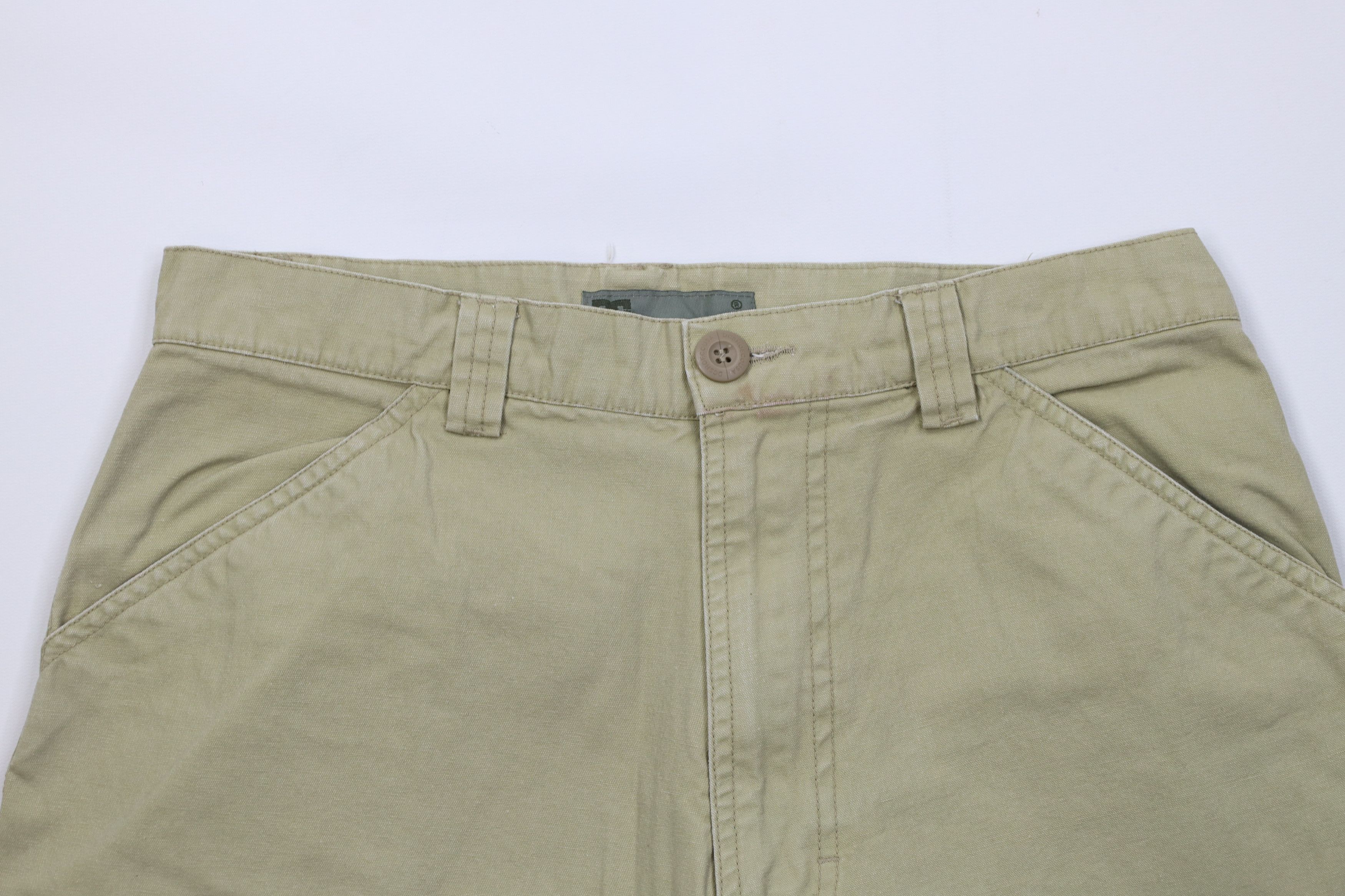 Vintage Vintage 90s Y2K DC Shoes Skateboard Cargo Shorts Beige Size US 32 / EU 48 - 2 Thumbnail