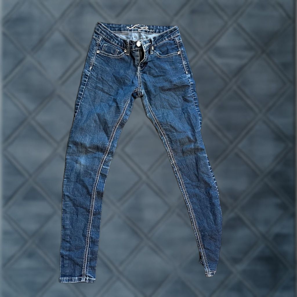 Vintage WAX JEAN Women’s Mid Rise Skinny Jeans Blue Size 0 Inseam 28 in Size 25" / US 0 / IT 36 - 1 Thumbnail