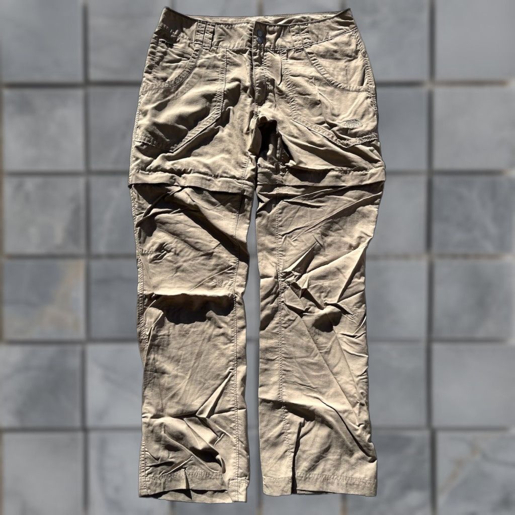 The North Face Women's North Face Pants Beige 12 Convertible Nylon Zip Breath Shorts Hike Camp Size 34" / US 12 / IT 48 - 1 Thumbnail