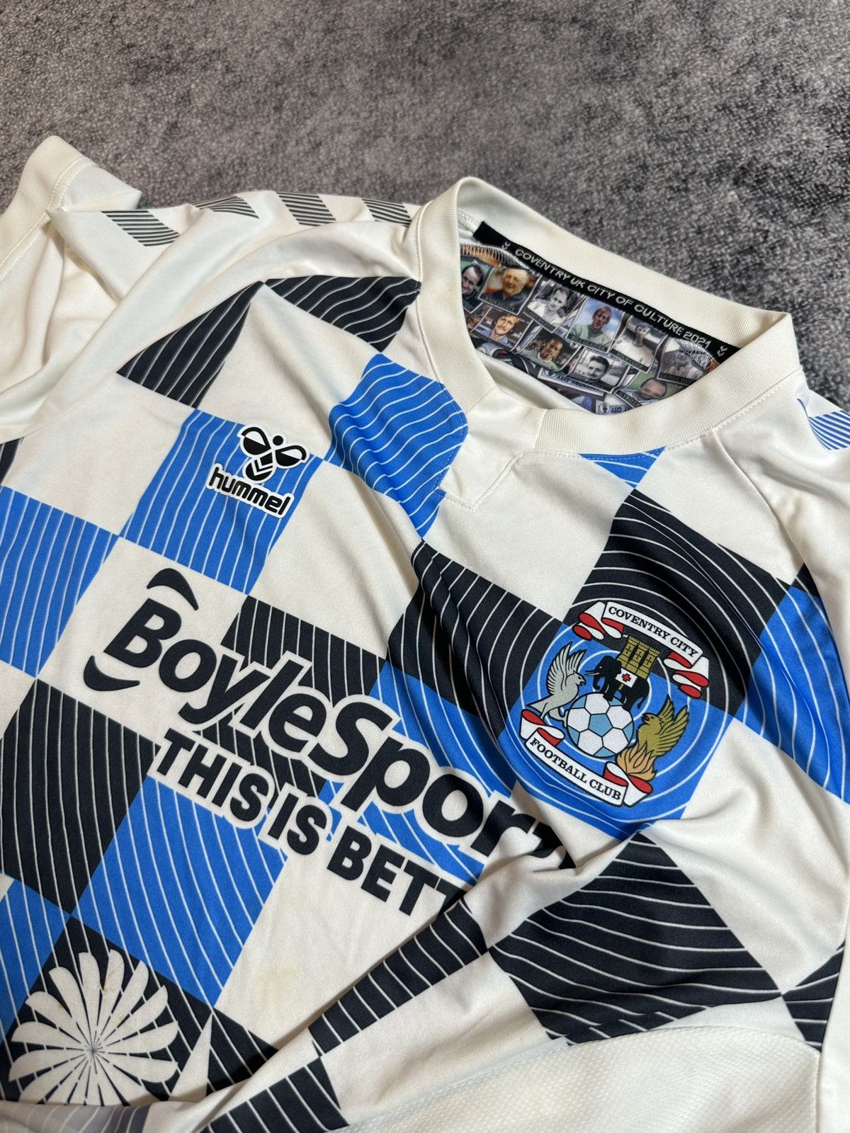 Hummel × Vintage Vintage Hummel Coventry City Soocer Jersey Streetwear Rare L Size US L / EU 52-54 / 3 - 4 Thumbnail