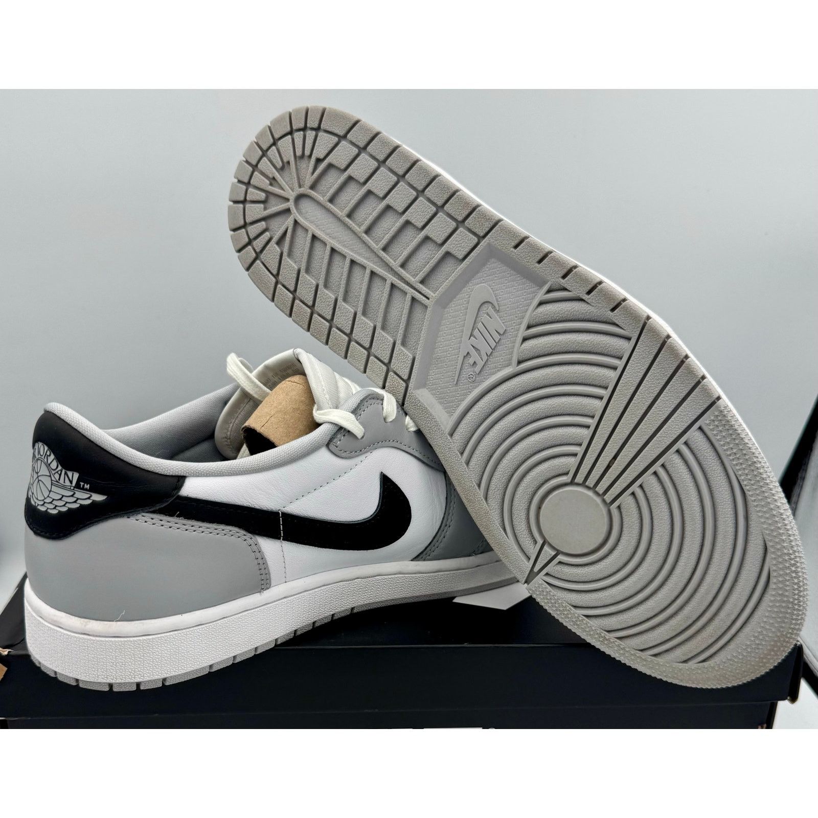 Nike Jordan 1 Retro Low OG Barons Sz13 CZ7090-110 Size US 13 / EU 46 - 8 Thumbnail