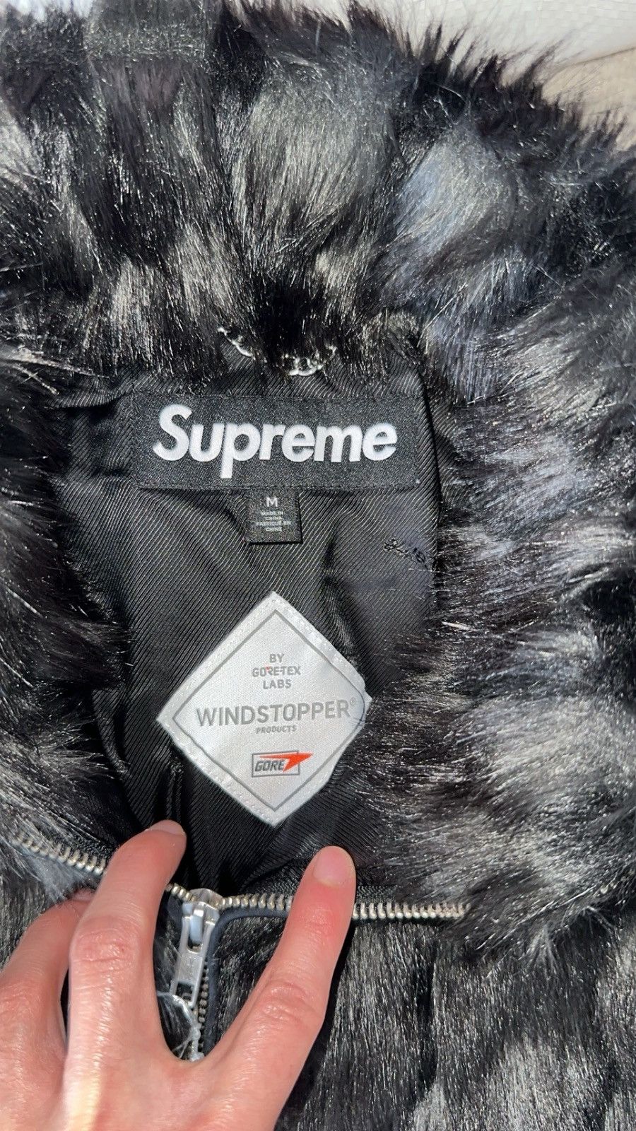 Supreme Supreme Faux Fur 2-Tone Windstopper Jacket SS25 Size US M / EU 48-50 / 2 - 12 Thumbnail