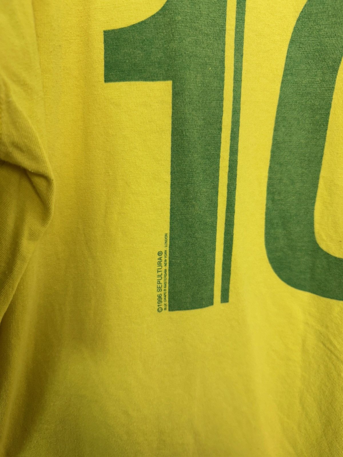 Band Tees × Vintage Vintage Sepultura #10 Brazil Rock Band T-Shirt Soccer Size US XL / EU 56 / 4 - 12 Thumbnail