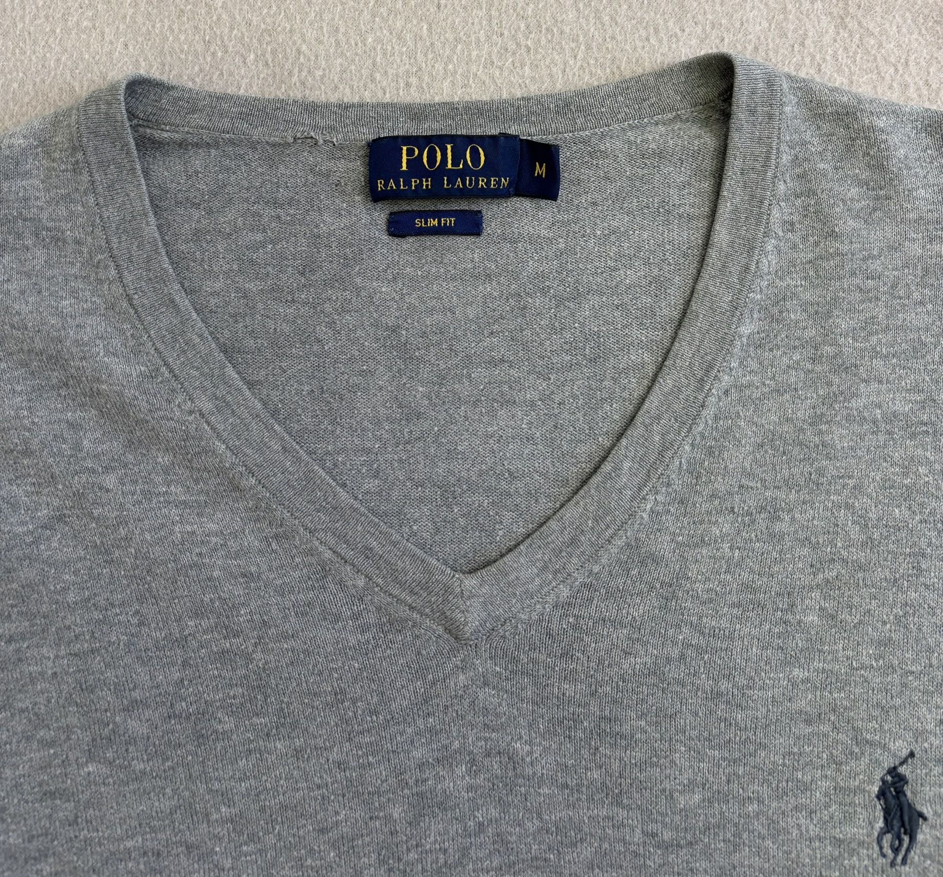 Polo Ralph Lauren Polo Ralph Lauren V-neck cashmere gray sweater medium Size US M / EU 48-50 / 2 - 10 Thumbnail