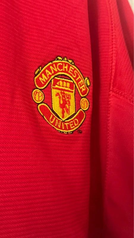 Umbro Manchester United Home 2000–2002 Size US S / EU 44-46 / 1 - 3 Thumbnail