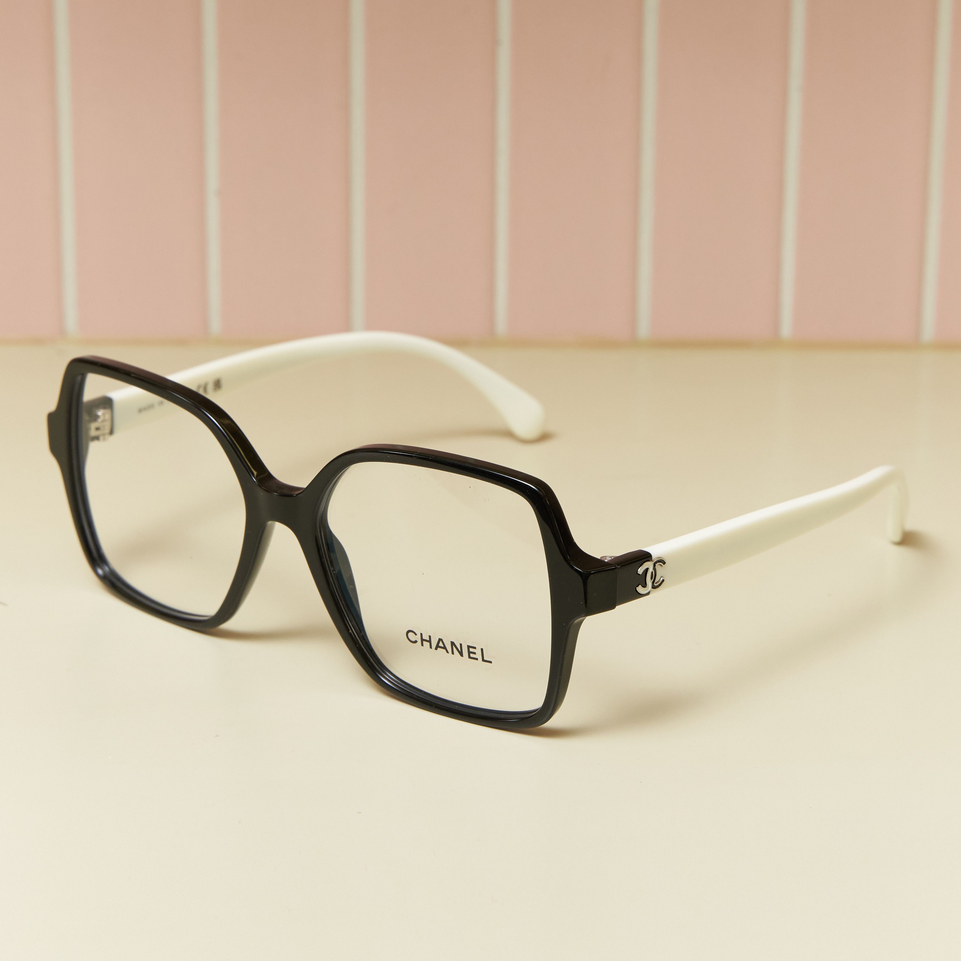 Chanel CHANEL 0CH3473 1656 Sunglasses BLACK/WHITE Size ONE SIZE - 1 Thumbnail