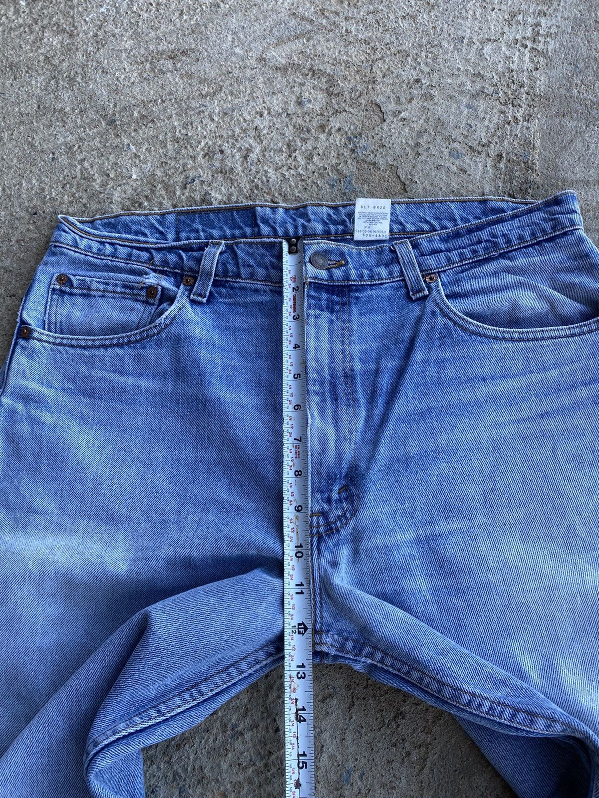 Jean × Levi's × Vintage Vintage 90’s Levi's Jeans 505 Light Wash Distressed Denim Size US 36 / EU 52 - 14 Thumbnail