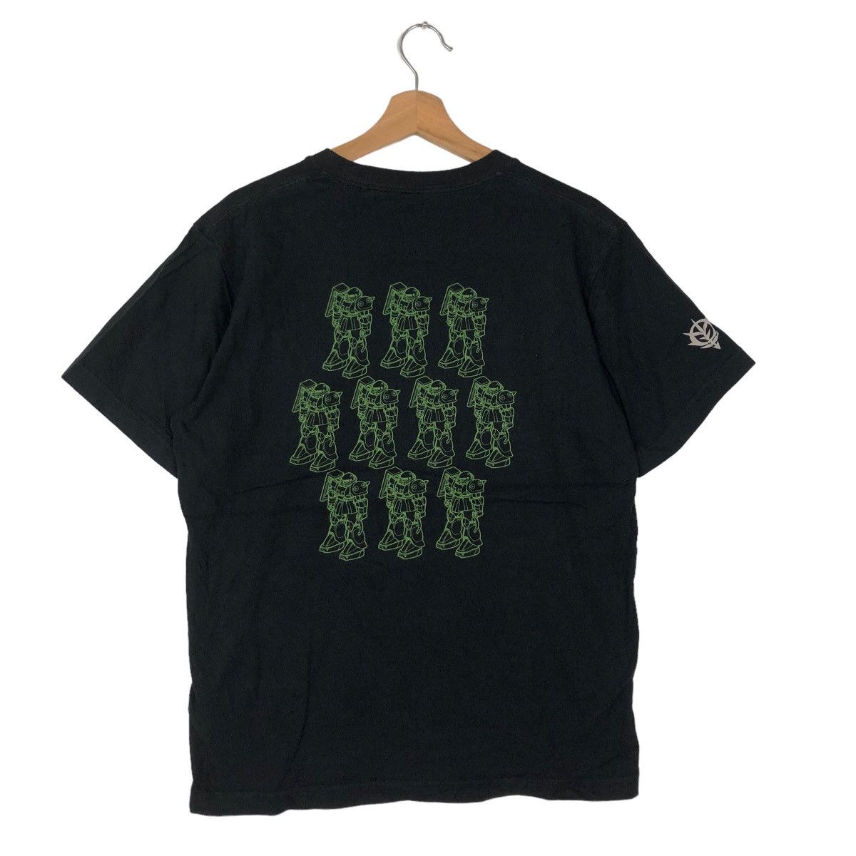Cartoon Network 🔥VINTAGE 40th ANNIVERSARY GUNPLA UNIQLO JAPAN BIG LOGO Size US M / EU 48-50 / 2 - 7 Thumbnail
