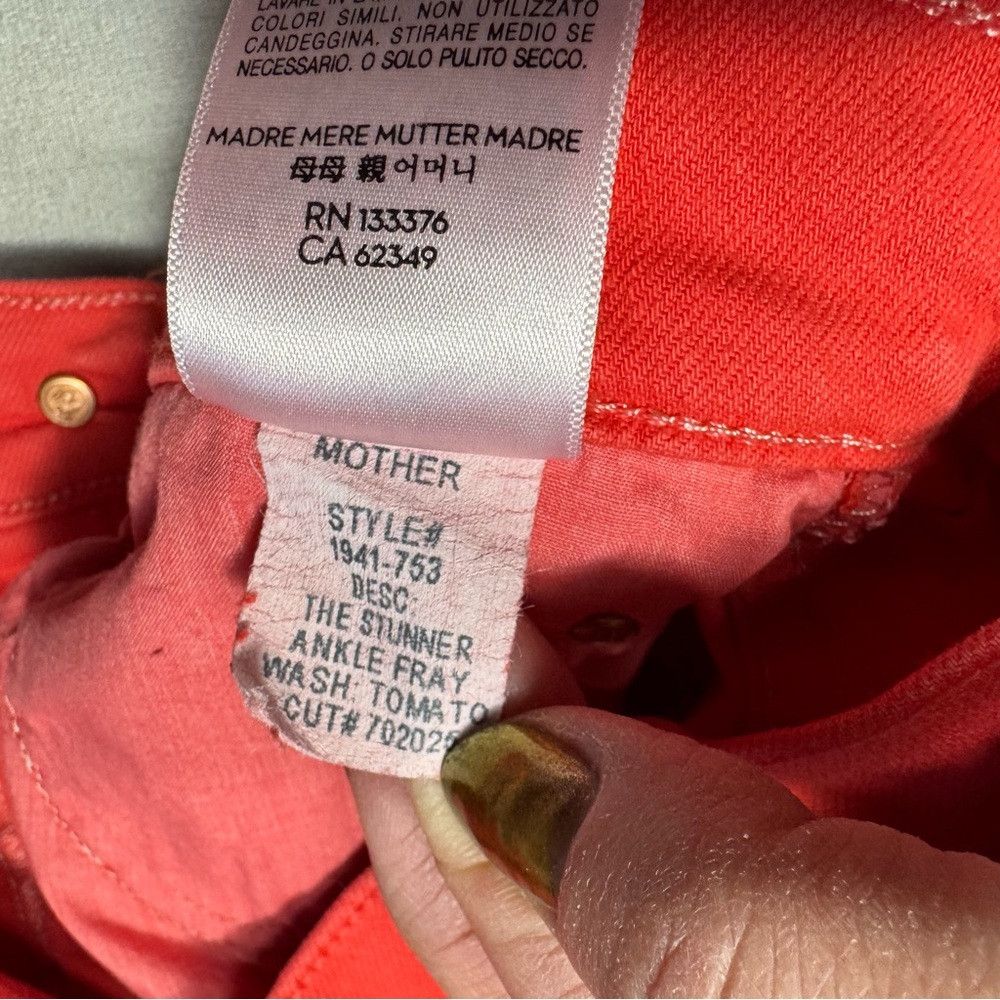 MOTHER MOTHER Stunner Ankle Step Fray in Tomato Jeans Size 27 Size 27" / US 4 / IT 40 - 6 Thumbnail