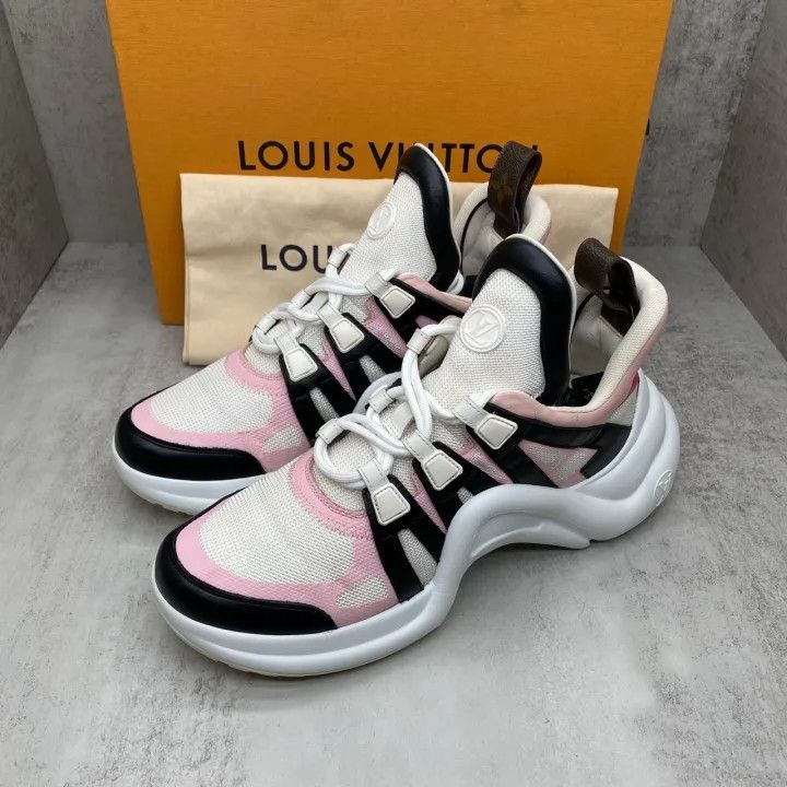 Louis Vuitton Louis Vuitton Archlight Low Top Sneakers for Women 0079 Size US 10 / IT 40 - 1 Thumbnail