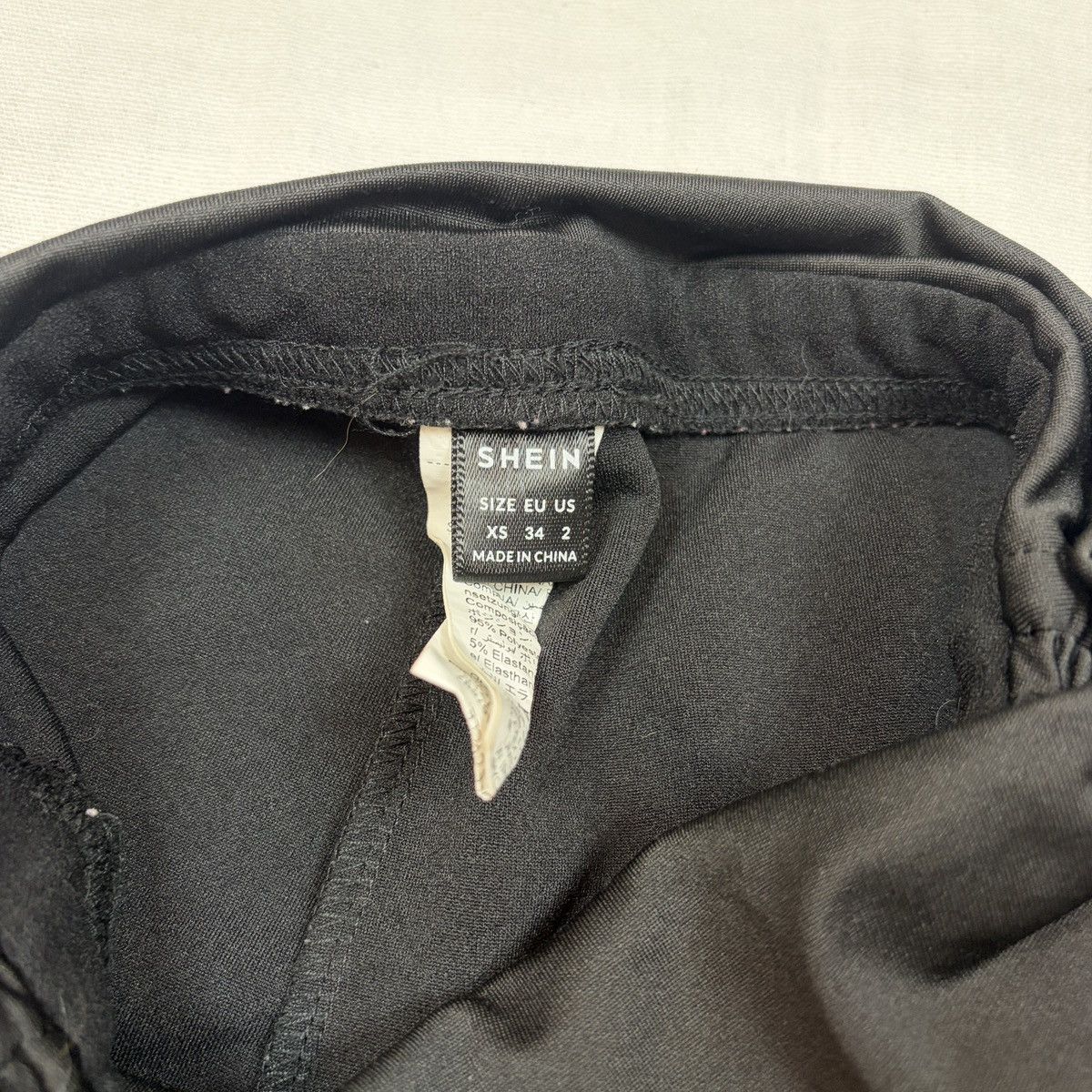 Shein Black SHEIN ruched flare leggings Size 24" / US 00 / IT 34 - 3 Thumbnail