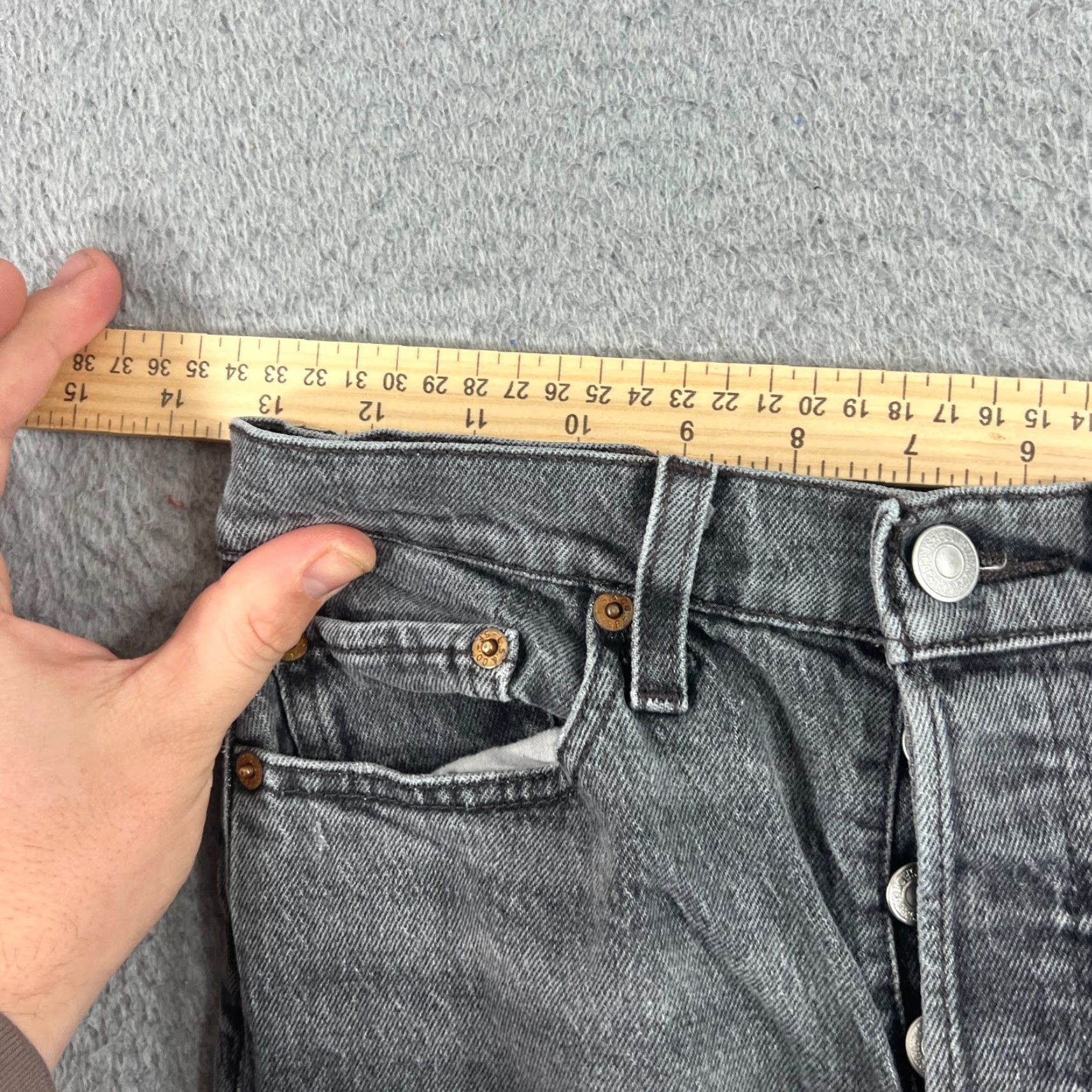 Levi's Levis Wedgie Straight Jeans Womens 25 Black Button Fly High Rise Ankle Denim Size 42" / US 20 - 5 Thumbnail