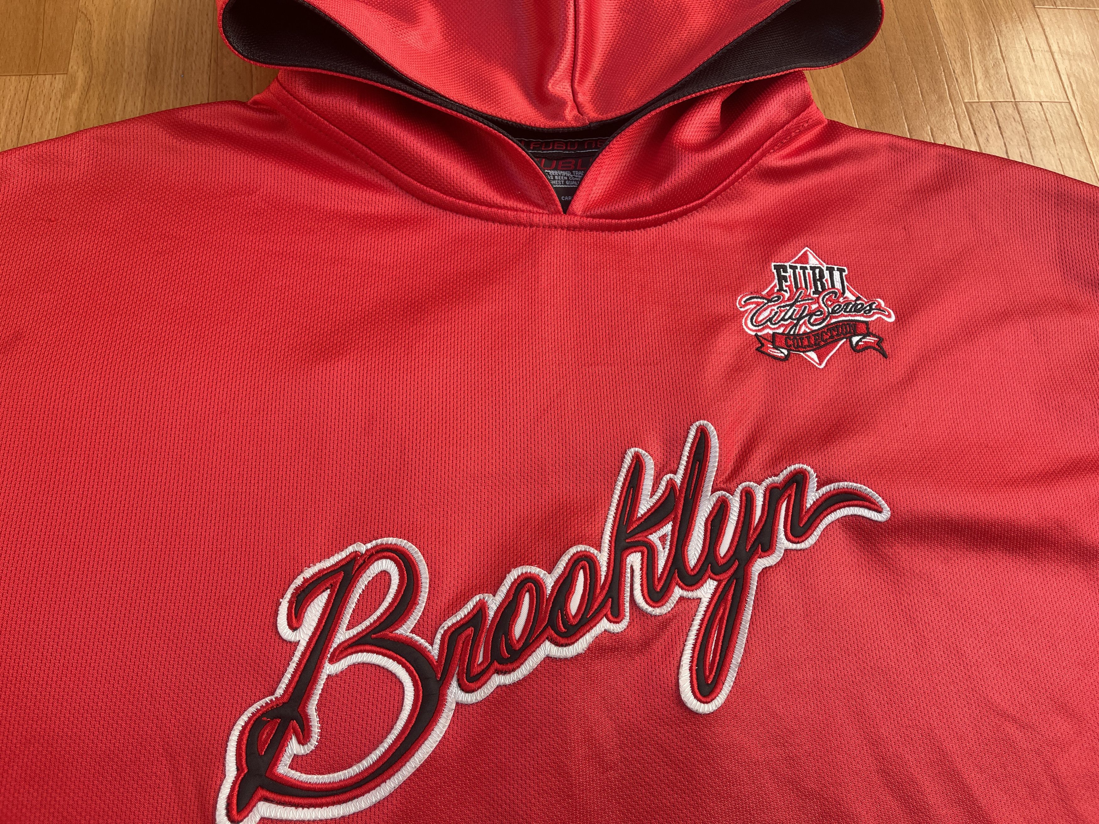 Fubu FUBU hoodie, Brooklyn t-shirt vintage New York City Series L Size US L / EU 52-54 / 3 - 11 Thumbnail