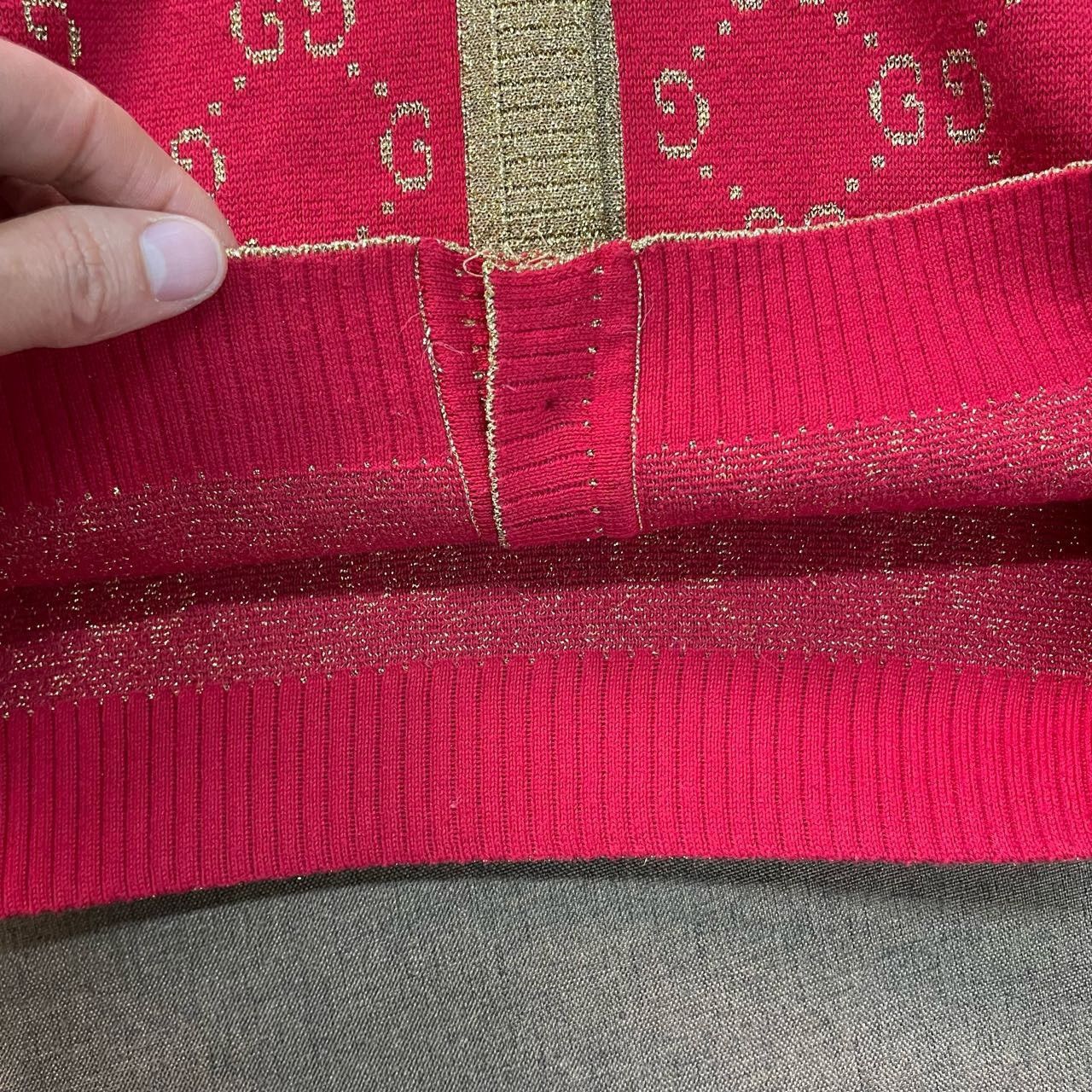Gucci Gucci Red gold silk full-printed cardigan sweater 2501-Next Size US M / EU 48-50 / 2 - 7 Thumbnail